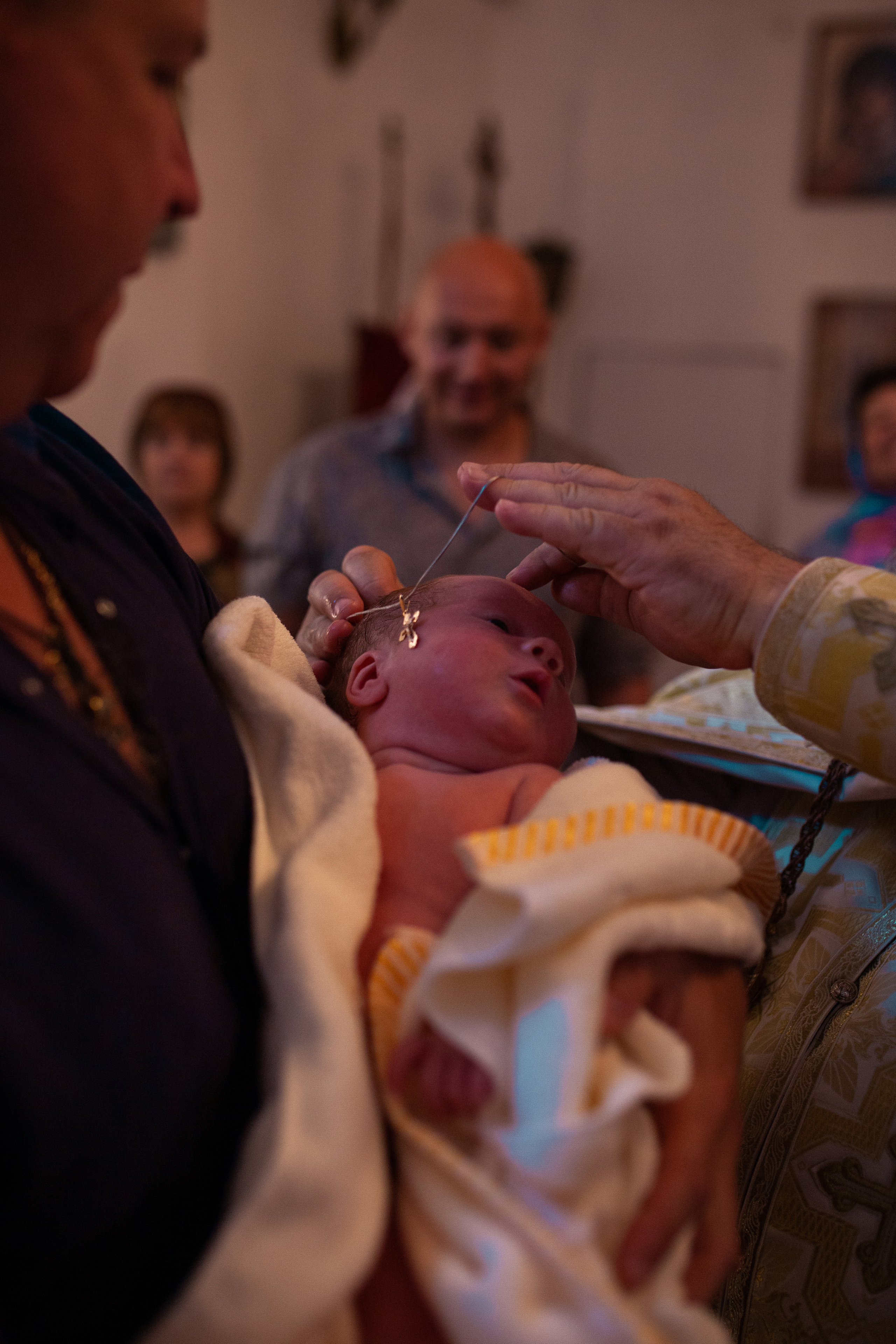 Съемка крестин. Фотограф новорожденных и семей с детьми Севастополь