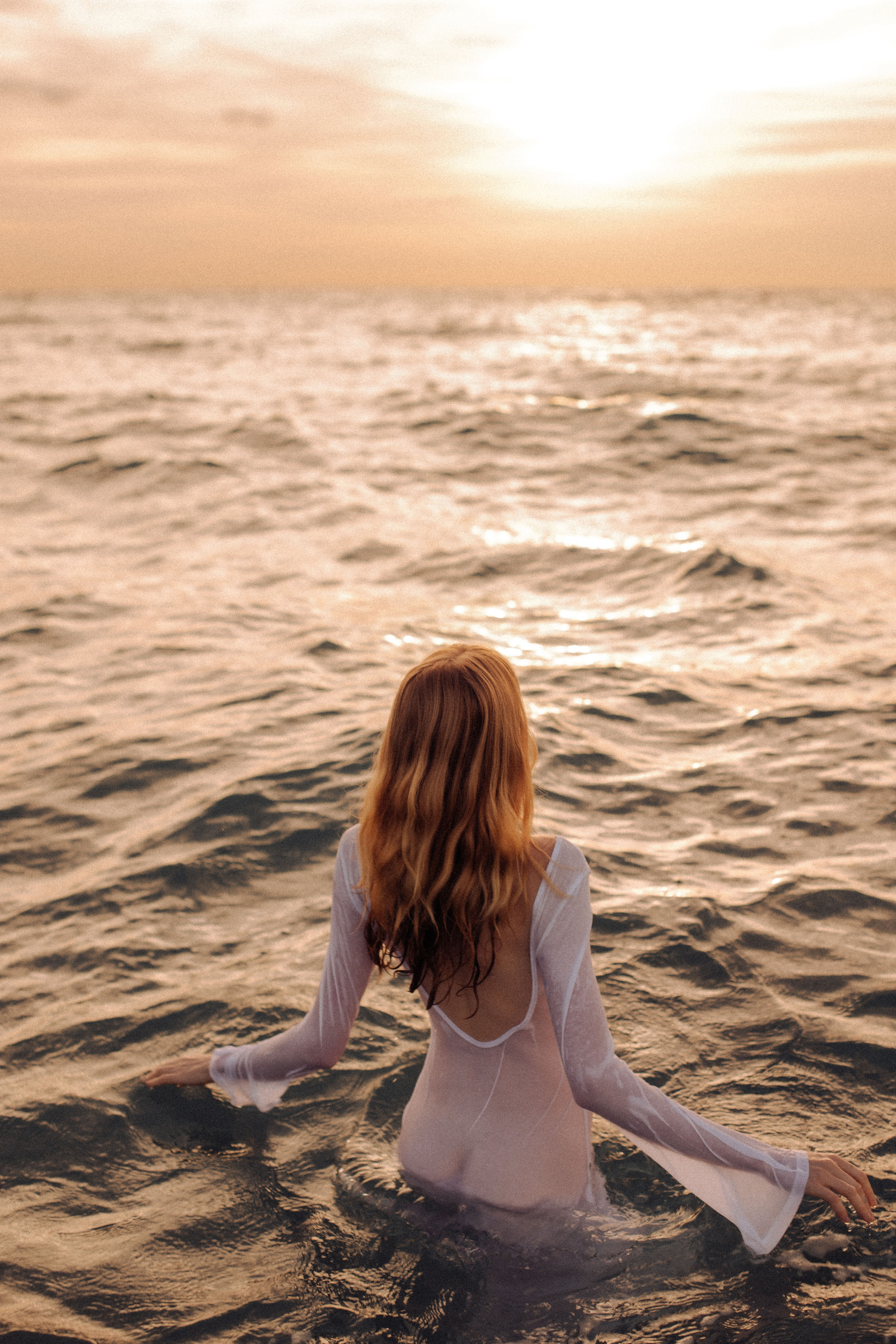 Sunrise // Lisa. Photographer Anastasia Kirnosenko