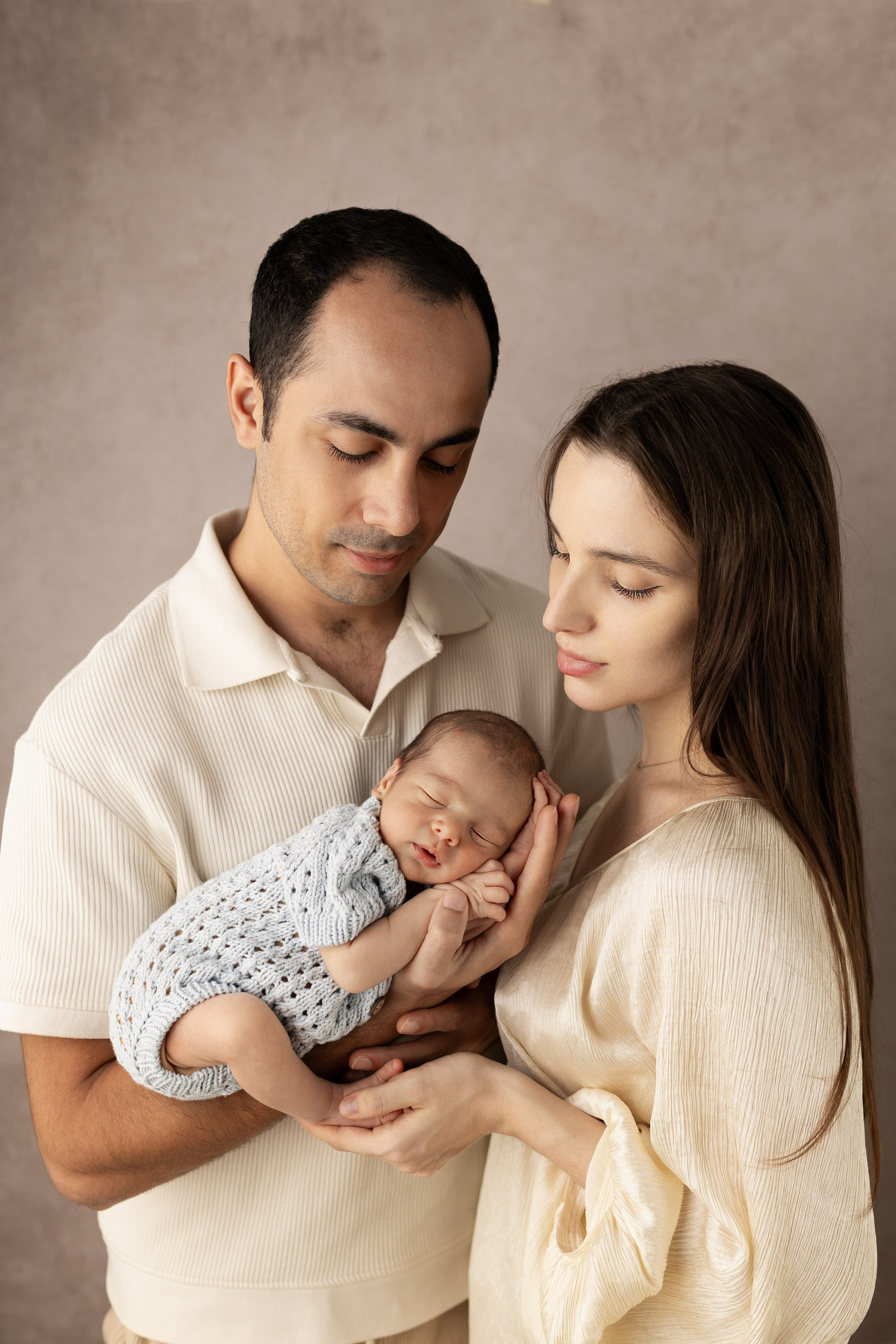 Адам. Лилия Алтухова — фотограф новорожденных в Москве и области