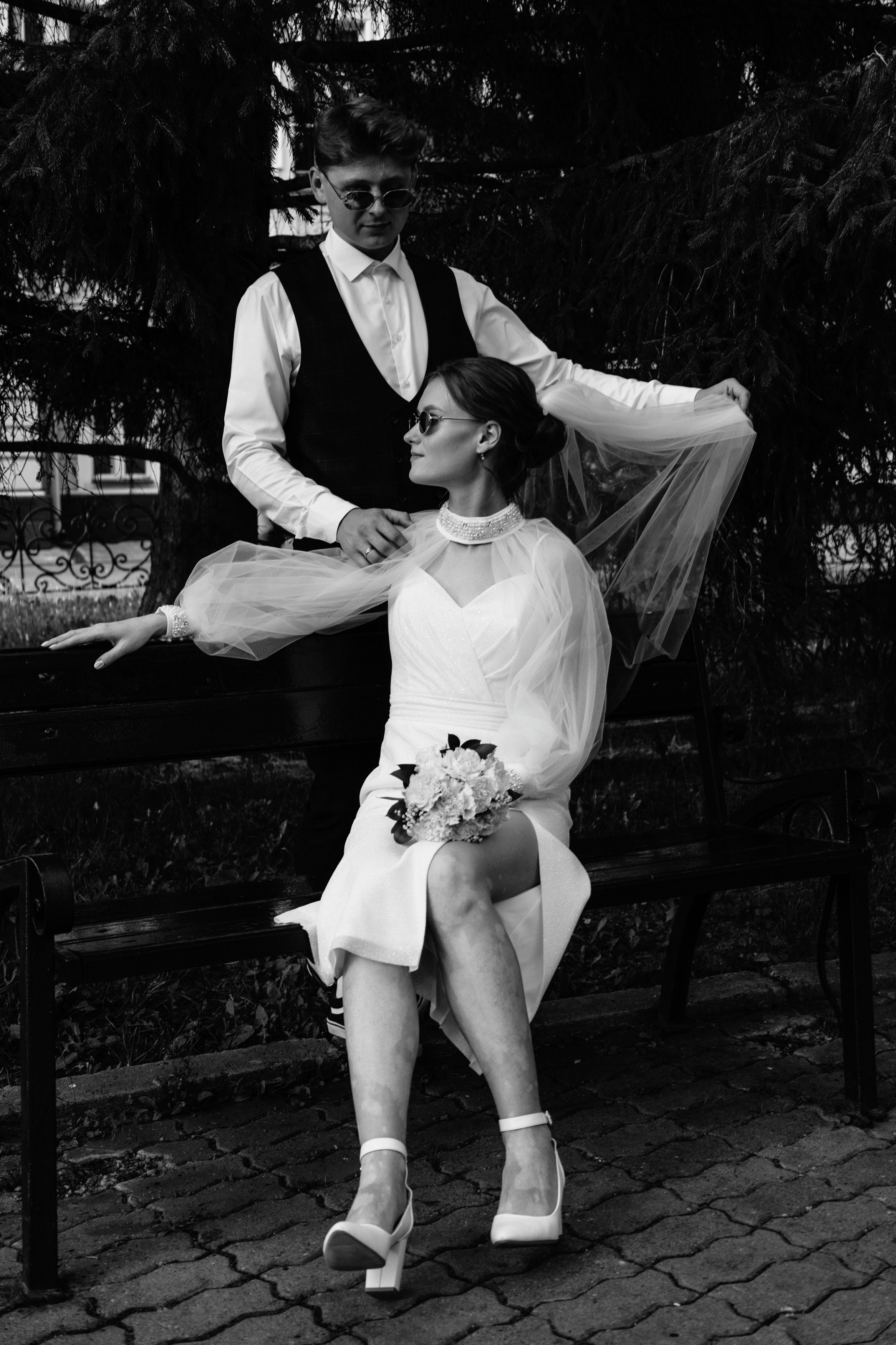 Владислав и Юлия Вечерняя прогулка по городу. Свадебный Фотограф в Иркутске Екатерина Елисеева