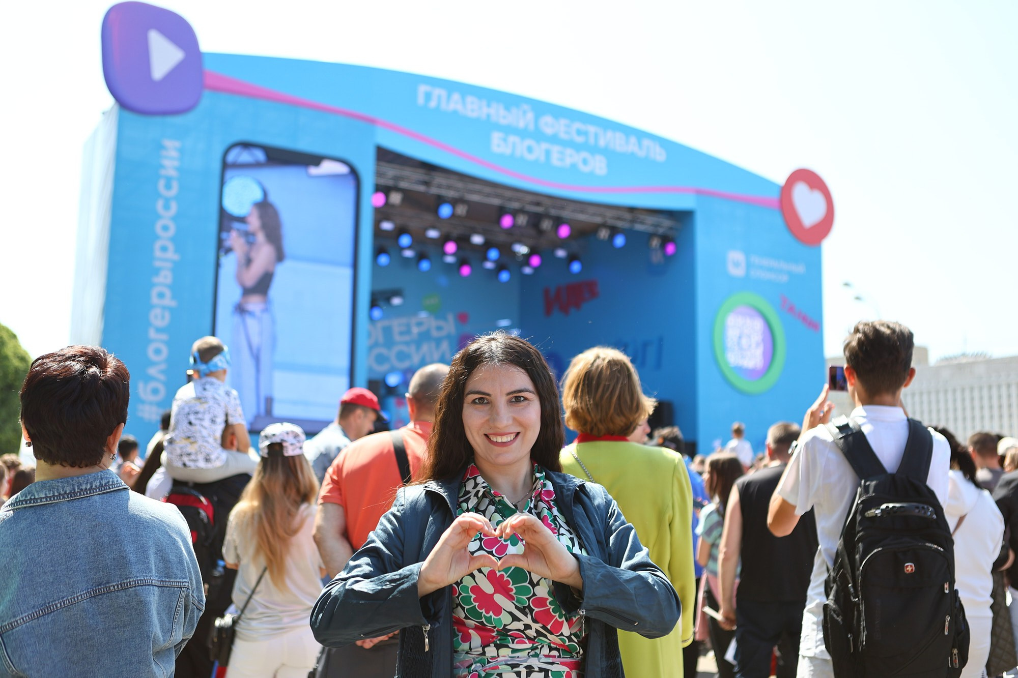 VK блоггеры России. Репортажный фотограф в Москве — Дмитрий Тарасов | Съёмка мероприятий, концертов, корпоративов