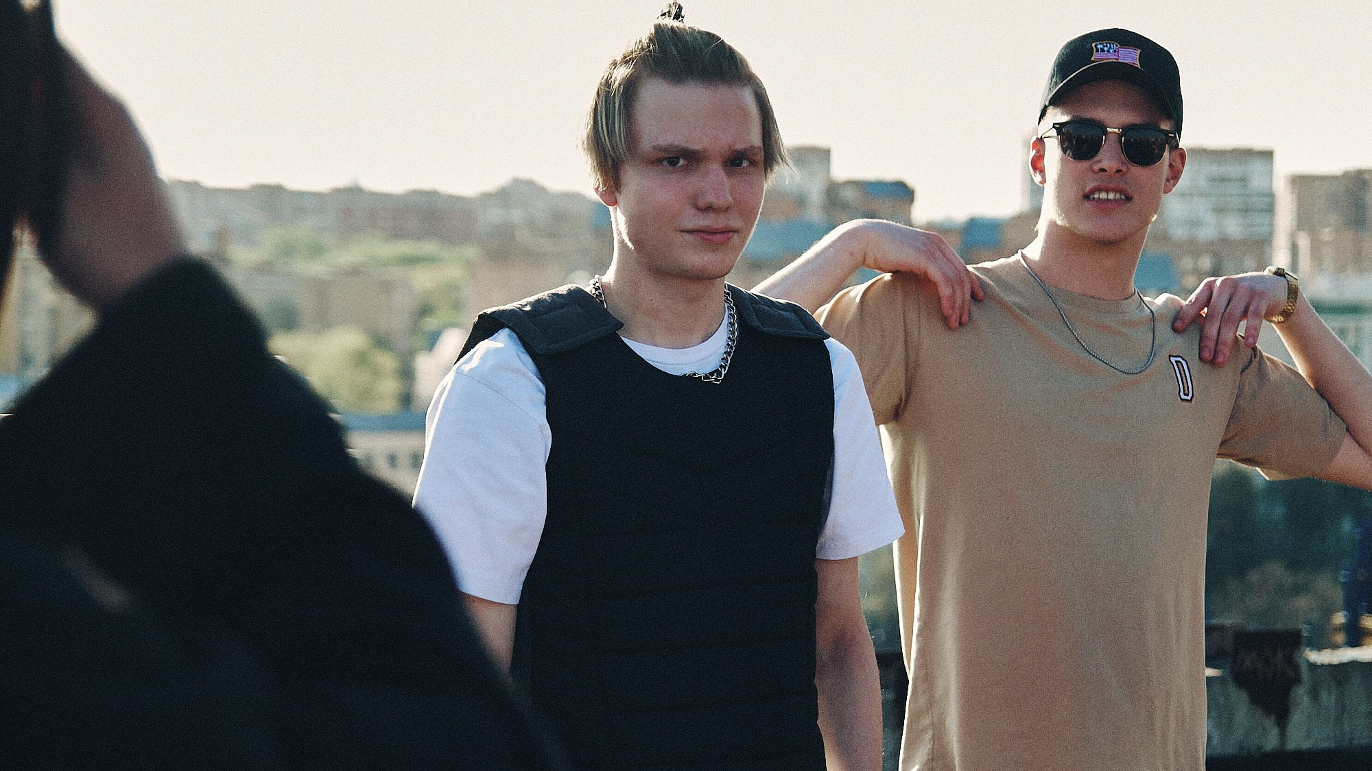 Бэкстейдж клипа — репортажная съёмка закулисья съёмочного дня. Репортажный фотограф в Москве — Дмитрий Тарасов | Съёмка мероприятий, концертов, корпоративов