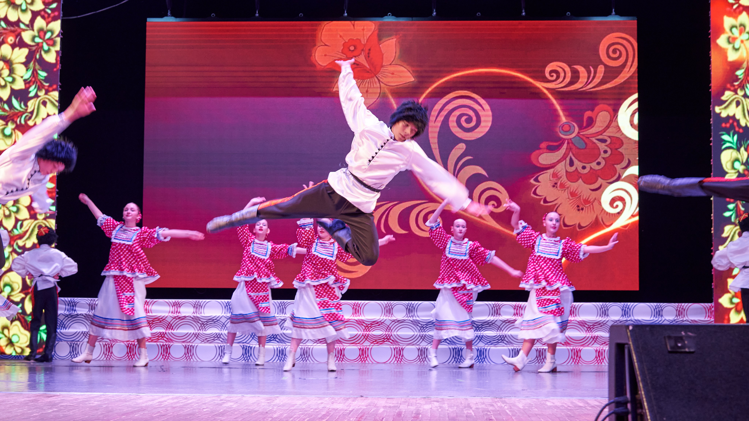 День учителя 2022. [fXph] Фотограф Масликов Илья. Съёмка мероприятий в Ленинске-Кузнецком