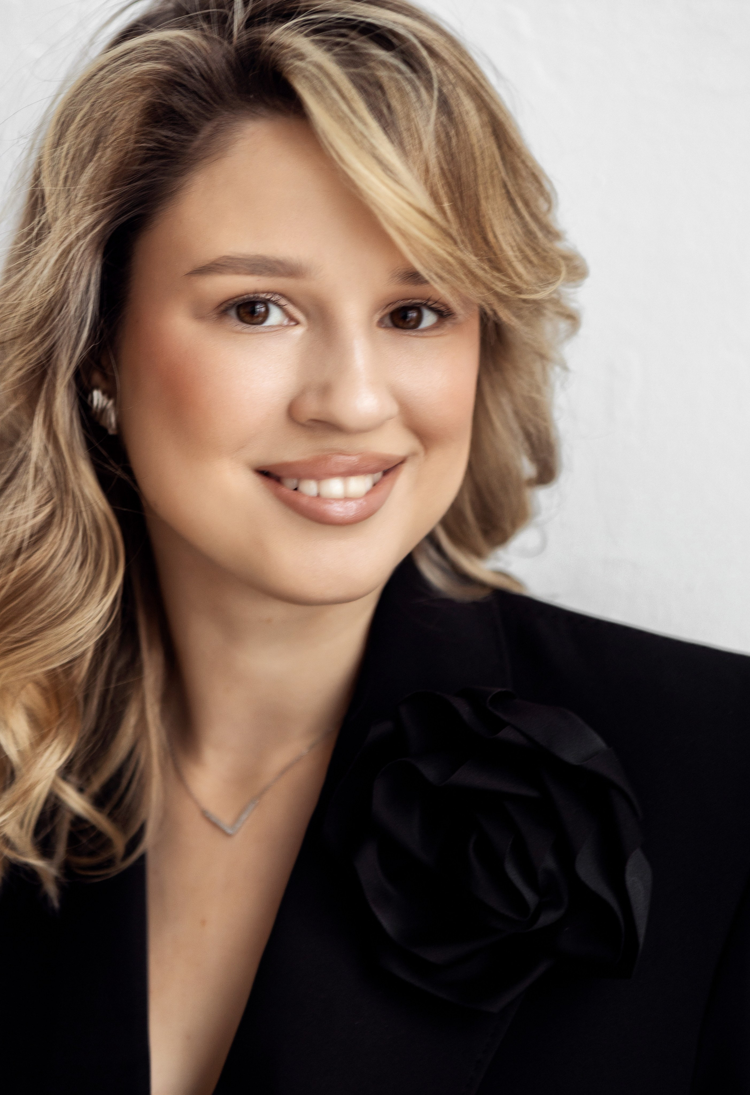 Стилизация персональной съемки для Мари Саматовой @samatova_mary. Стилист Александра Шеремет