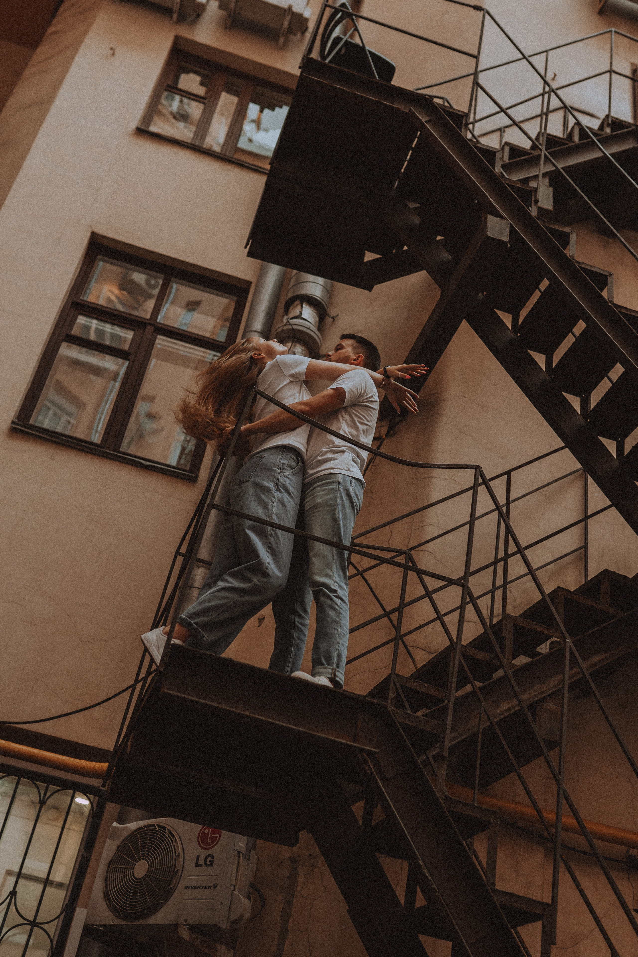 Двое в центре города. Семейный и свадебный фотограф в Москве Оксана Гапеева