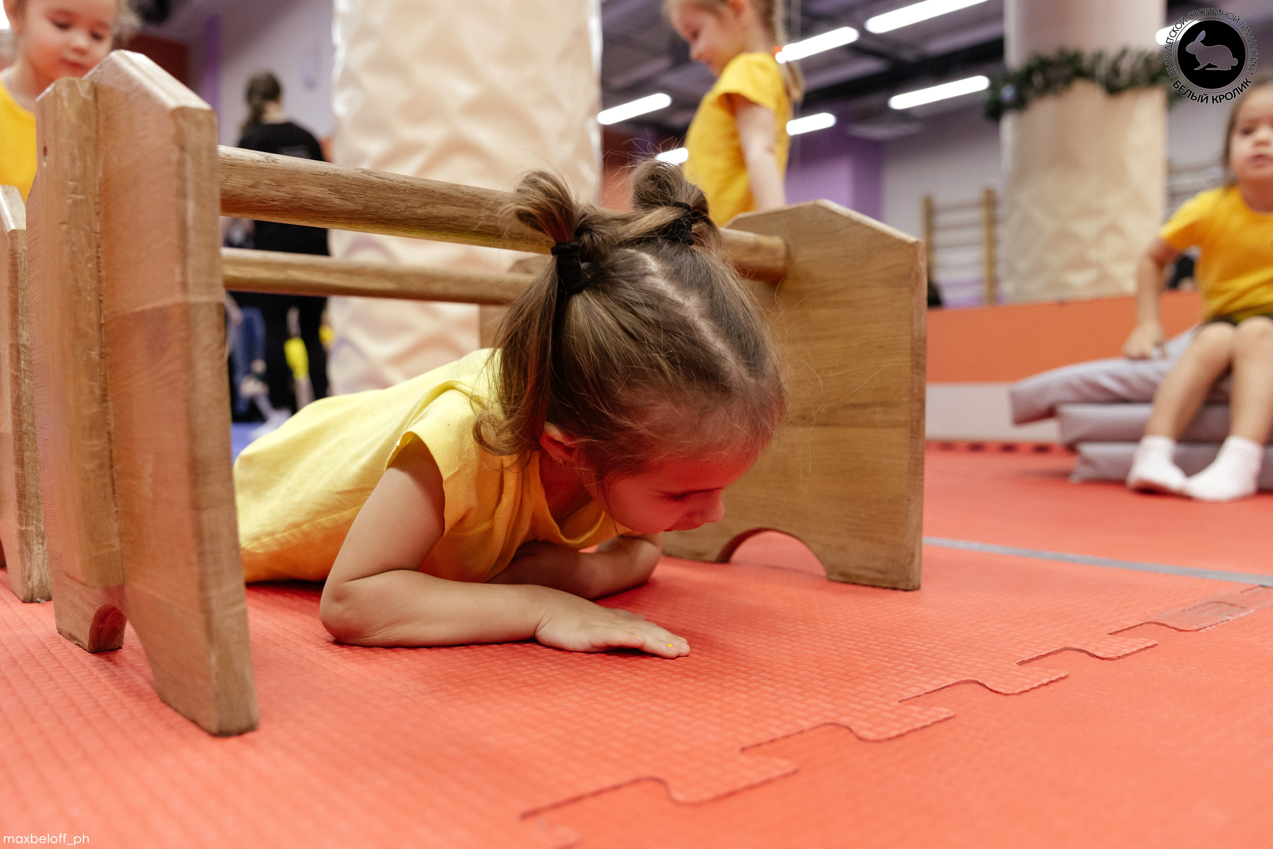 Белый кролик. Соревнования. Семейный фотограф — Макс Белогрудов
