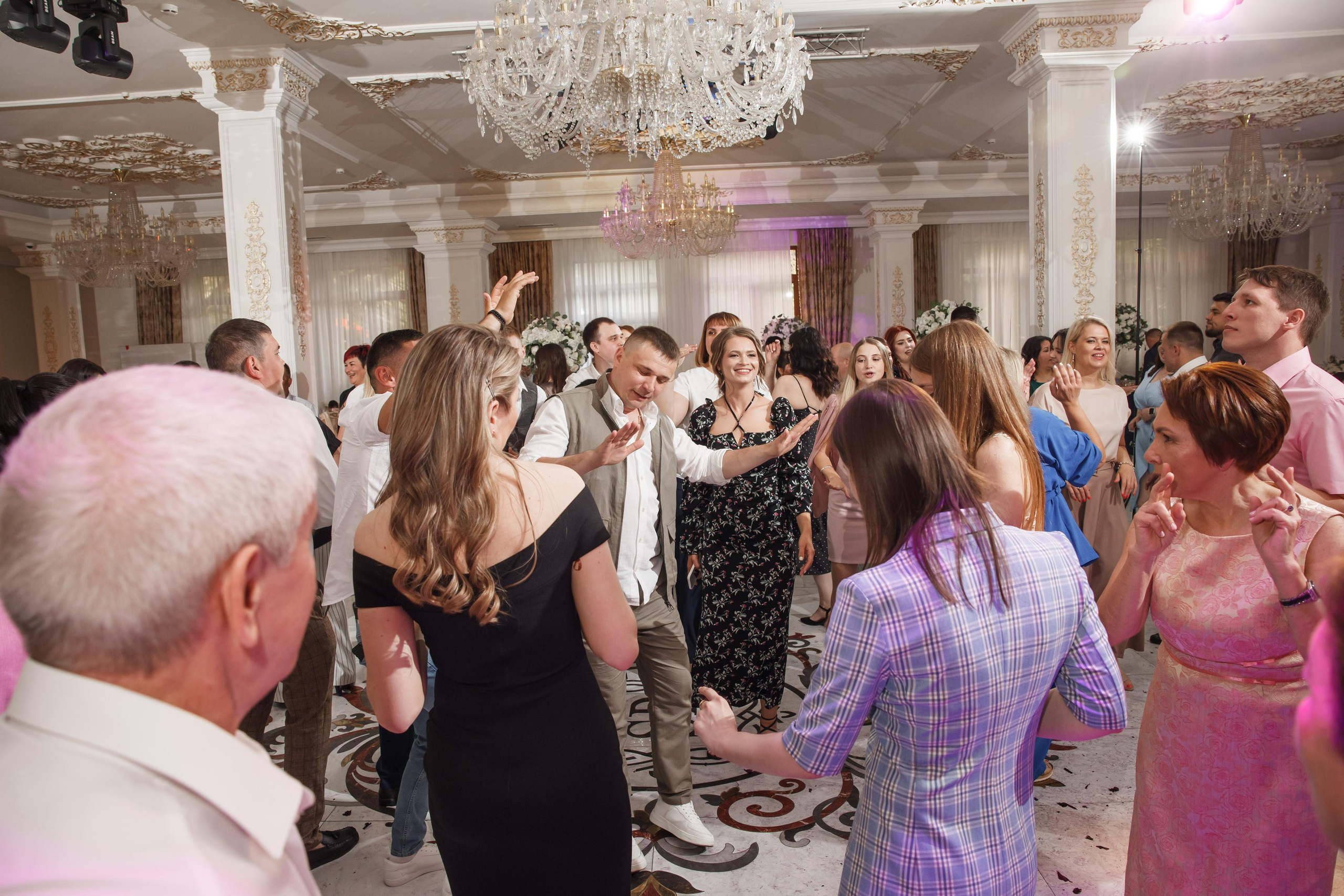 Фотосъемка татарской свадьбы. Свадебный и репортажный фотограф (Москва, Королев и другие)