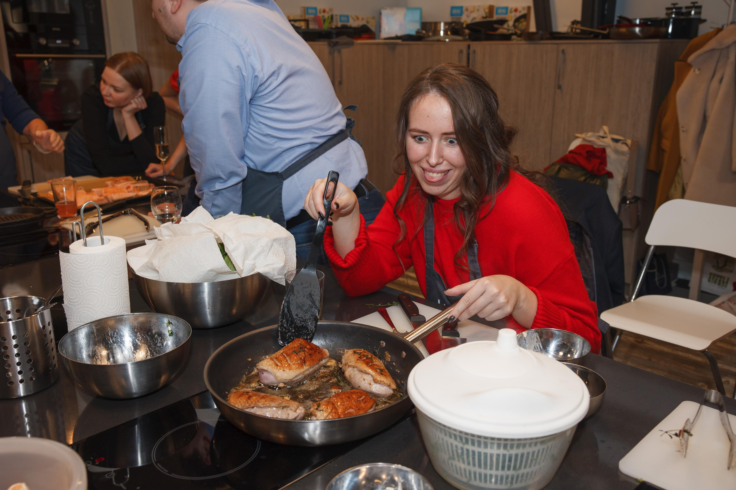 Фотосъемка корпоративного мастер-класса по приготовлению блюд. Свадебный и репортажный фотограф (Москва, Королев и другие)