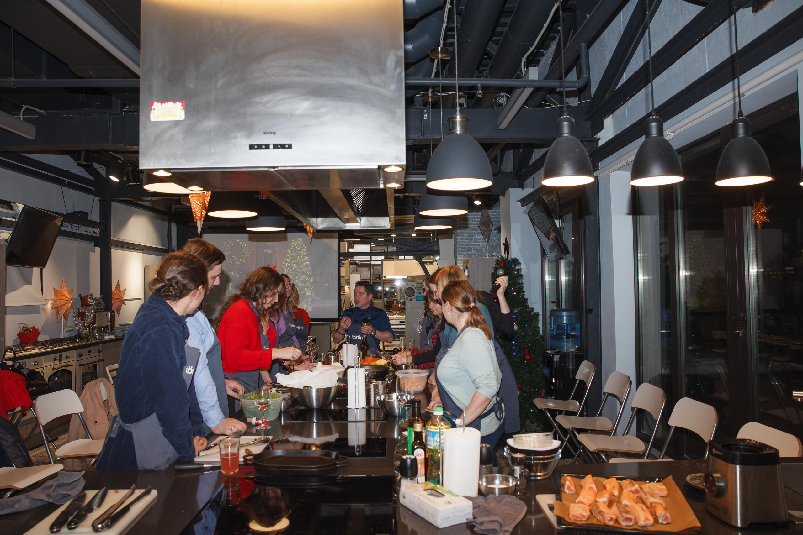 Фотосъемка корпоративного мастер-класса по приготовлению блюд. Свадебный и репортажный фотограф (Москва, Королев и другие)