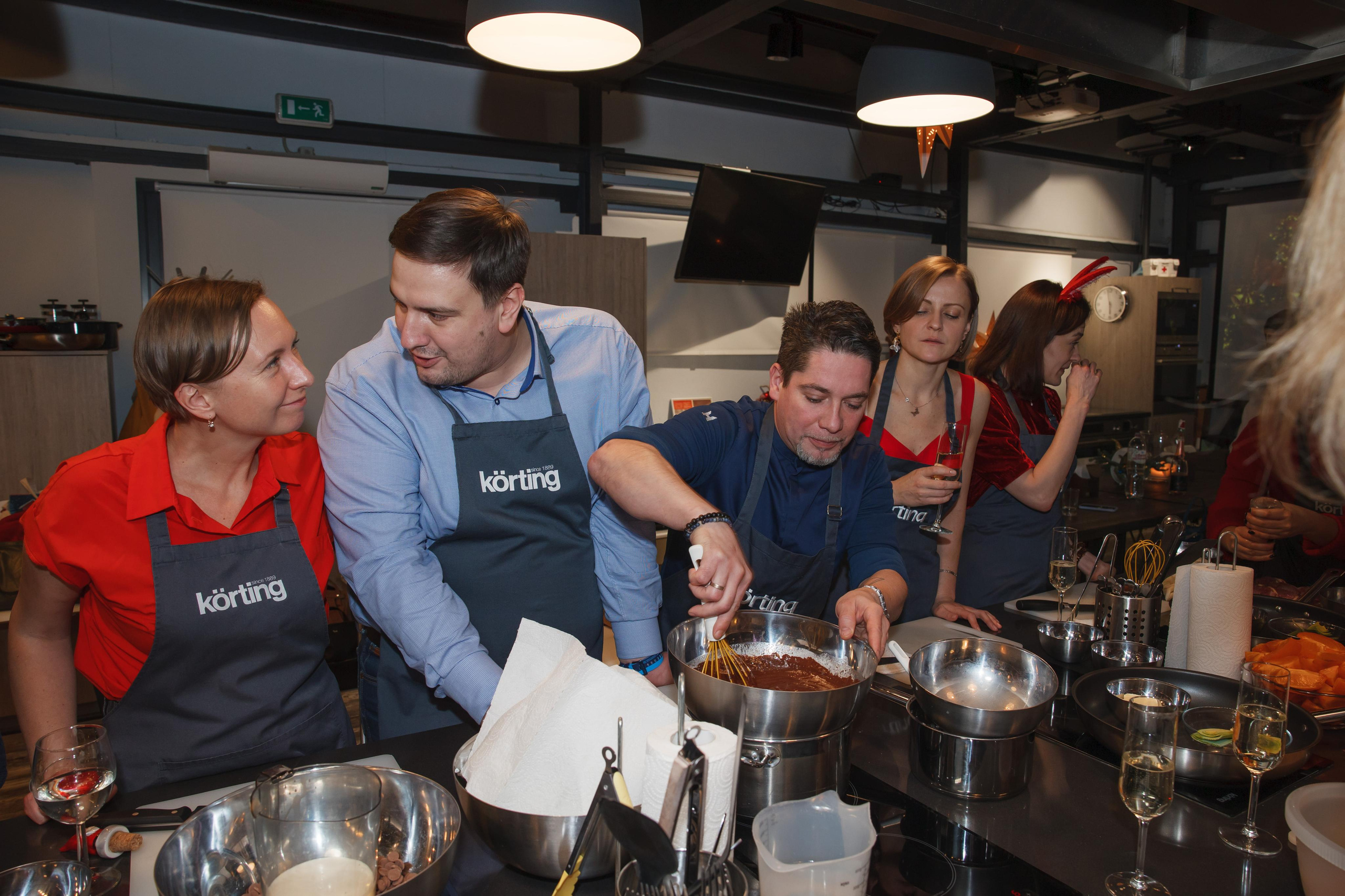 Фотосъемка корпоративного мастер-класса по приготовлению блюд. Свадебный и репортажный фотограф (Москва, Королев и другие)