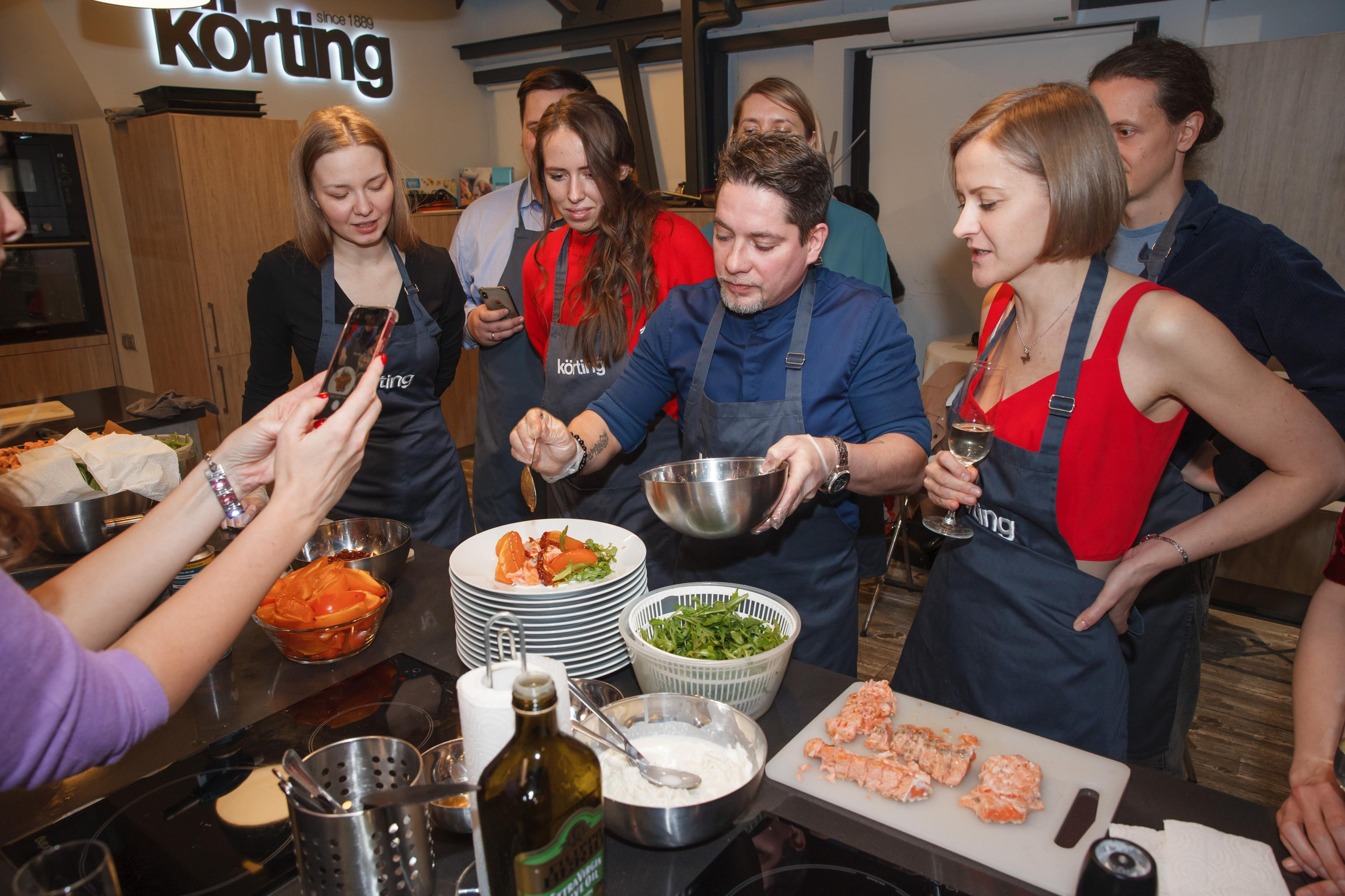 Фотосъемка корпоративного мастер-класса по приготовлению блюд. Свадебный и репортажный фотограф (Москва, Королев и другие)