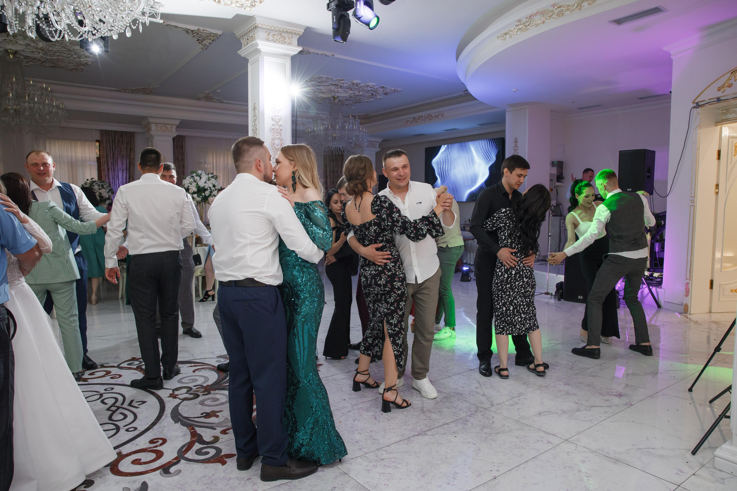 Фотосъемка татарской свадьбы. Свадебный и репортажный фотограф (Москва, Королев и другие)