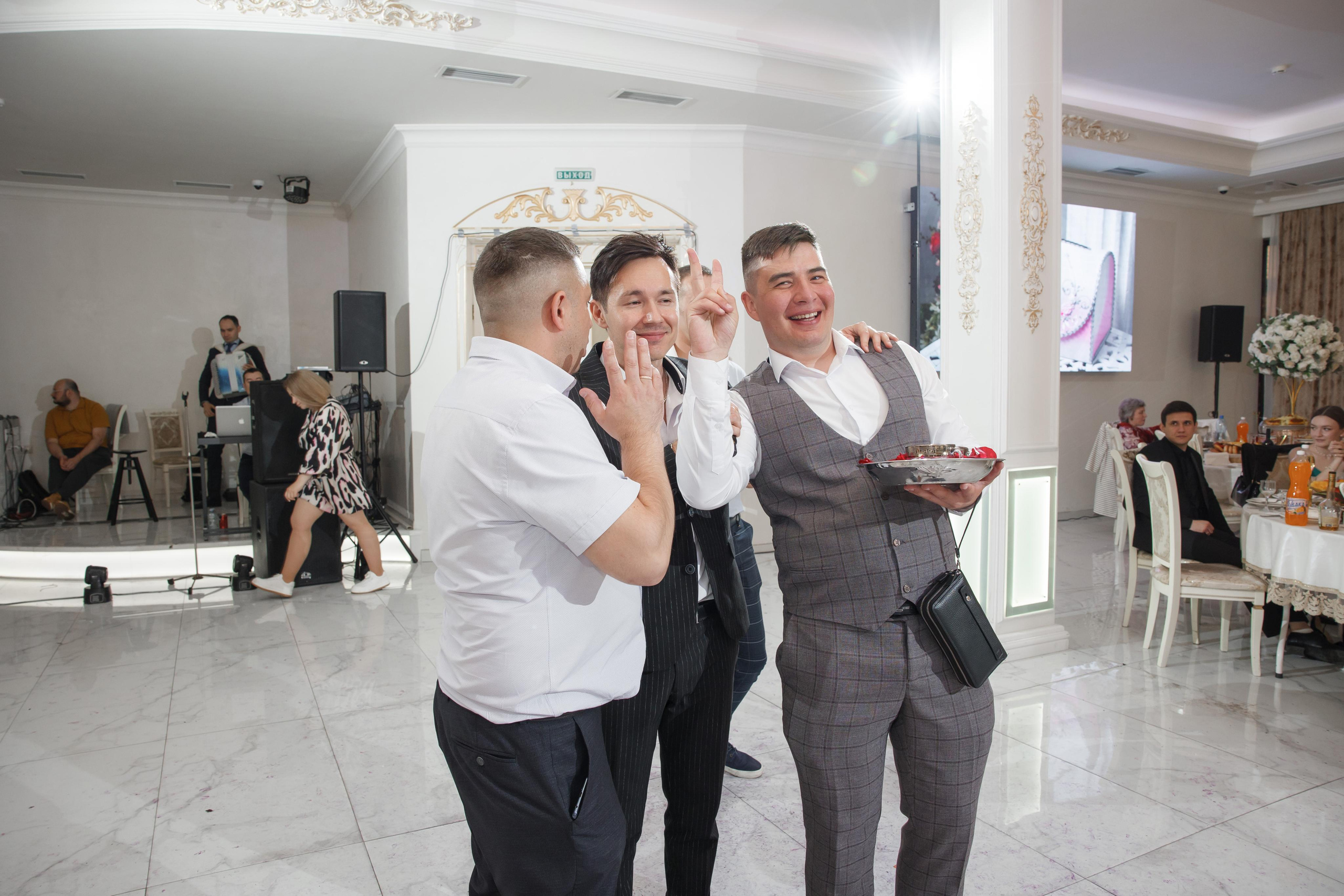 Фотосъемка татарской свадьбы. Свадебный и репортажный фотограф (Москва, Королев и другие)