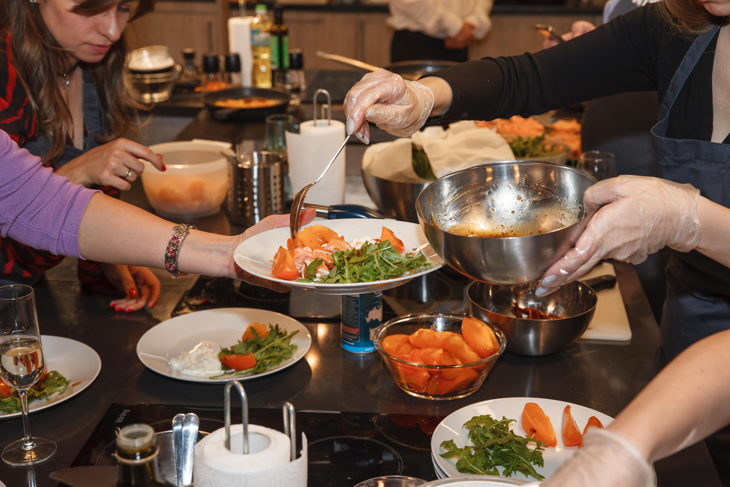 Фотосъемка корпоративного мастер-класса по приготовлению блюд. Свадебный и репортажный фотограф (Москва, Королев и другие)