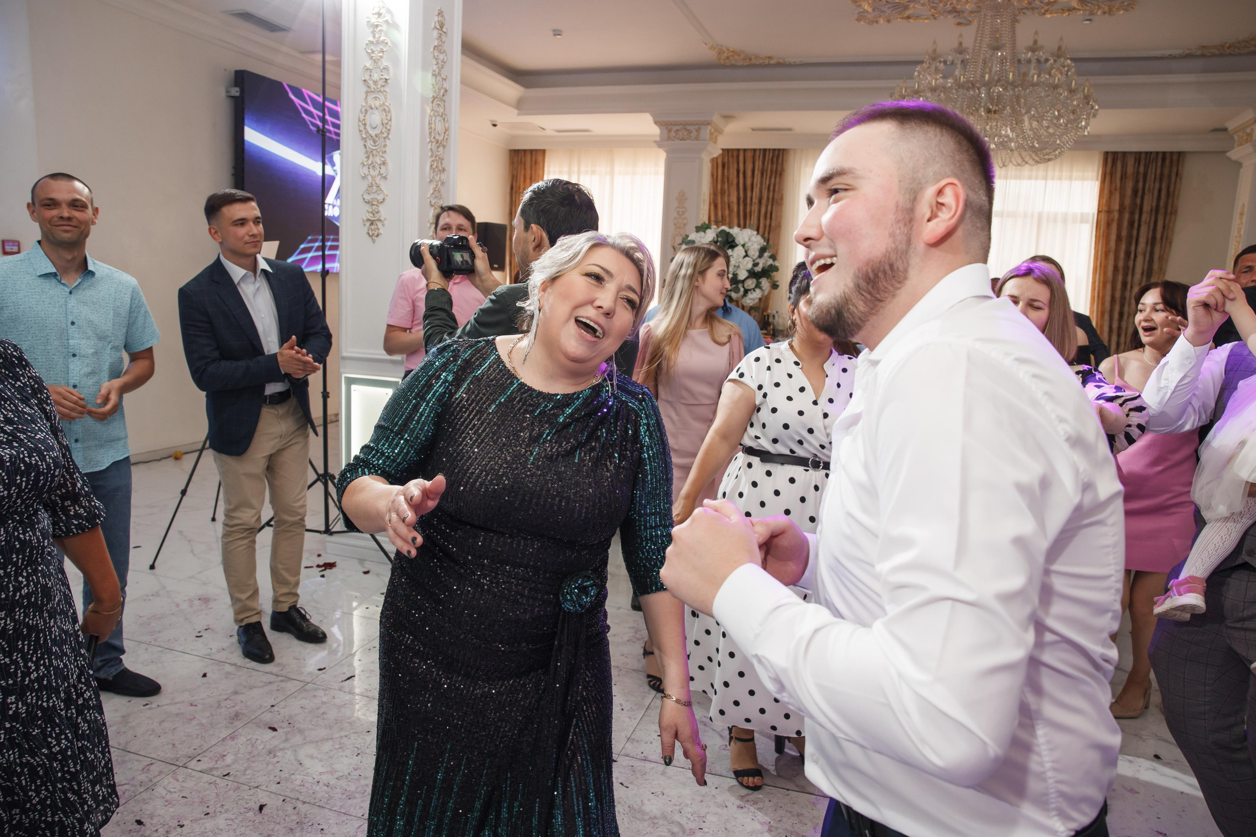 Фотосъемка татарской свадьбы. Свадебный и репортажный фотограф (Москва, Королев и другие)