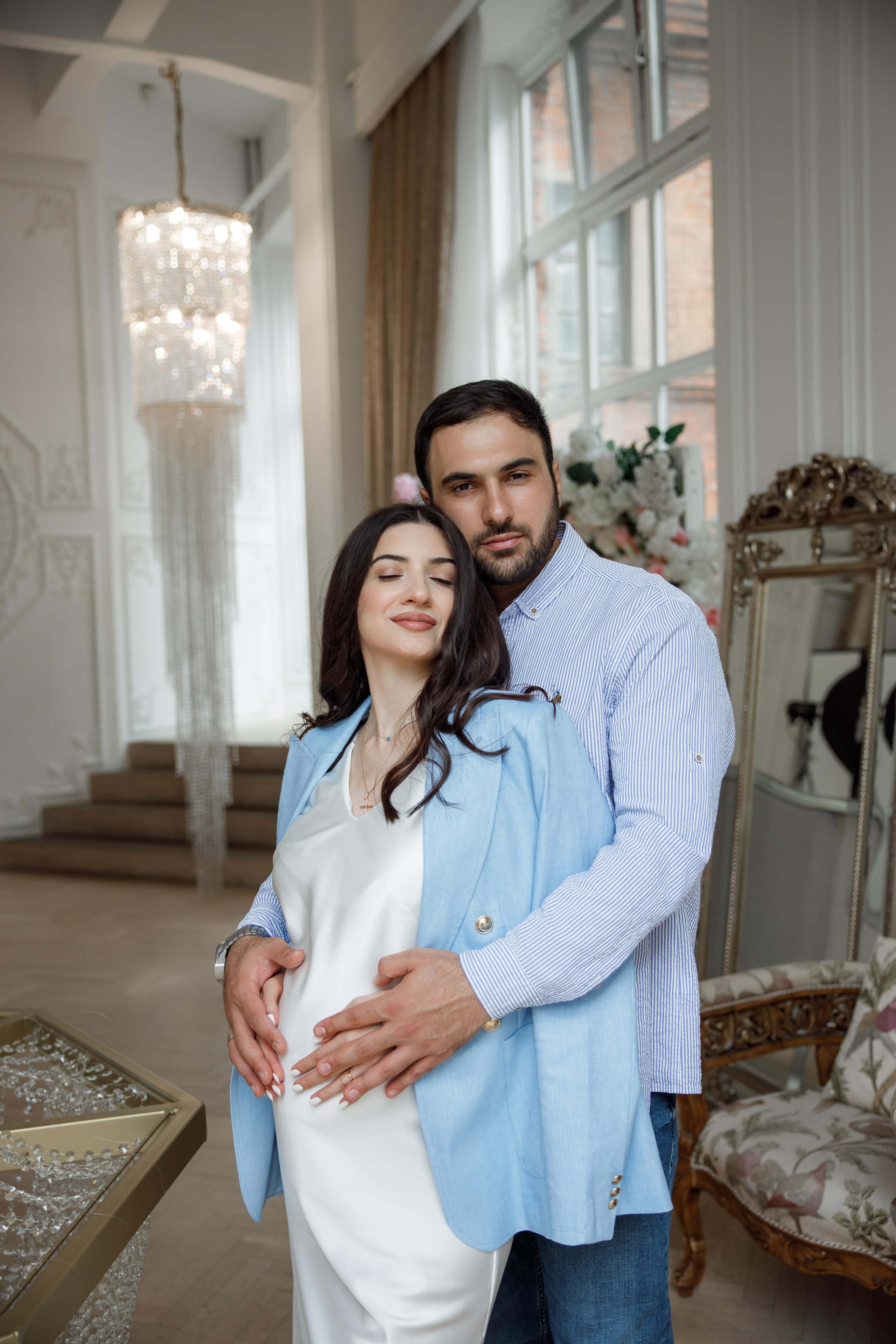 Фотосессия беременности в Famous Studios. Свадебный и репортажный фотограф (Москва, Королев и другие)