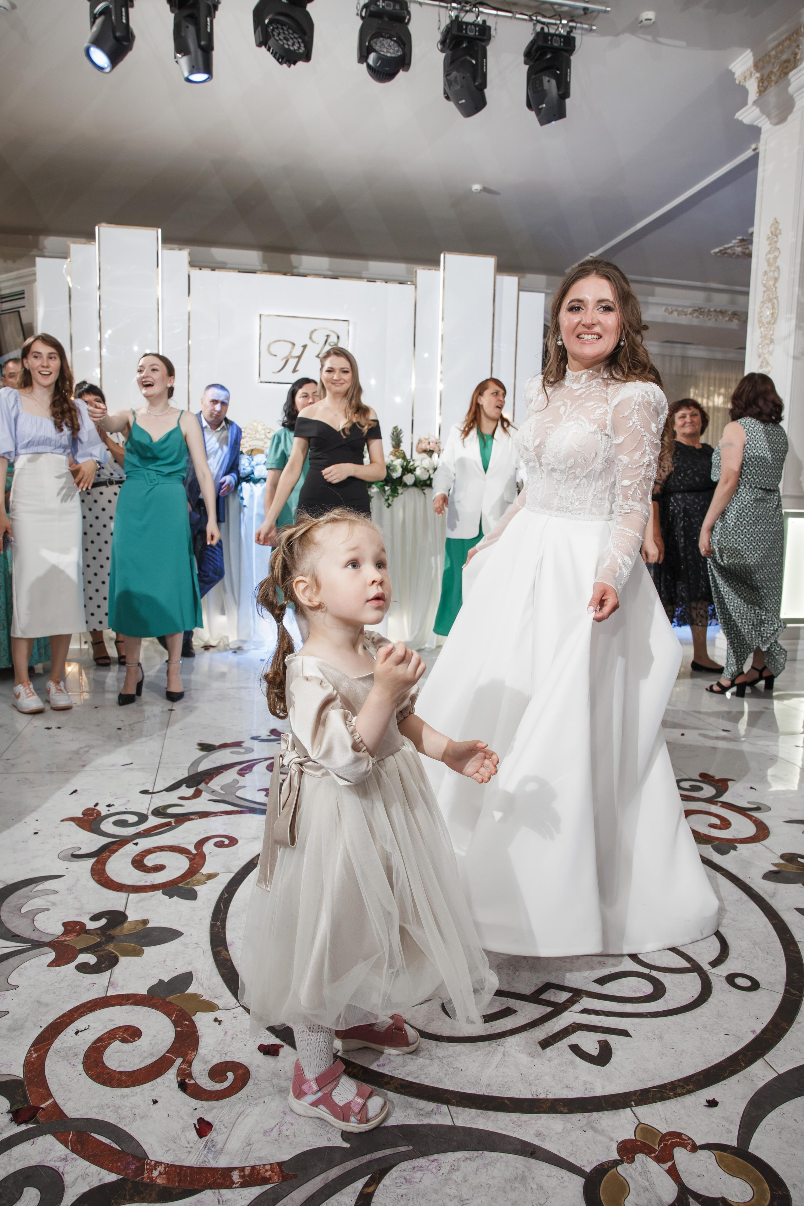 Фотосъемка татарской свадьбы. Свадебный и репортажный фотограф (Москва, Королев и другие)