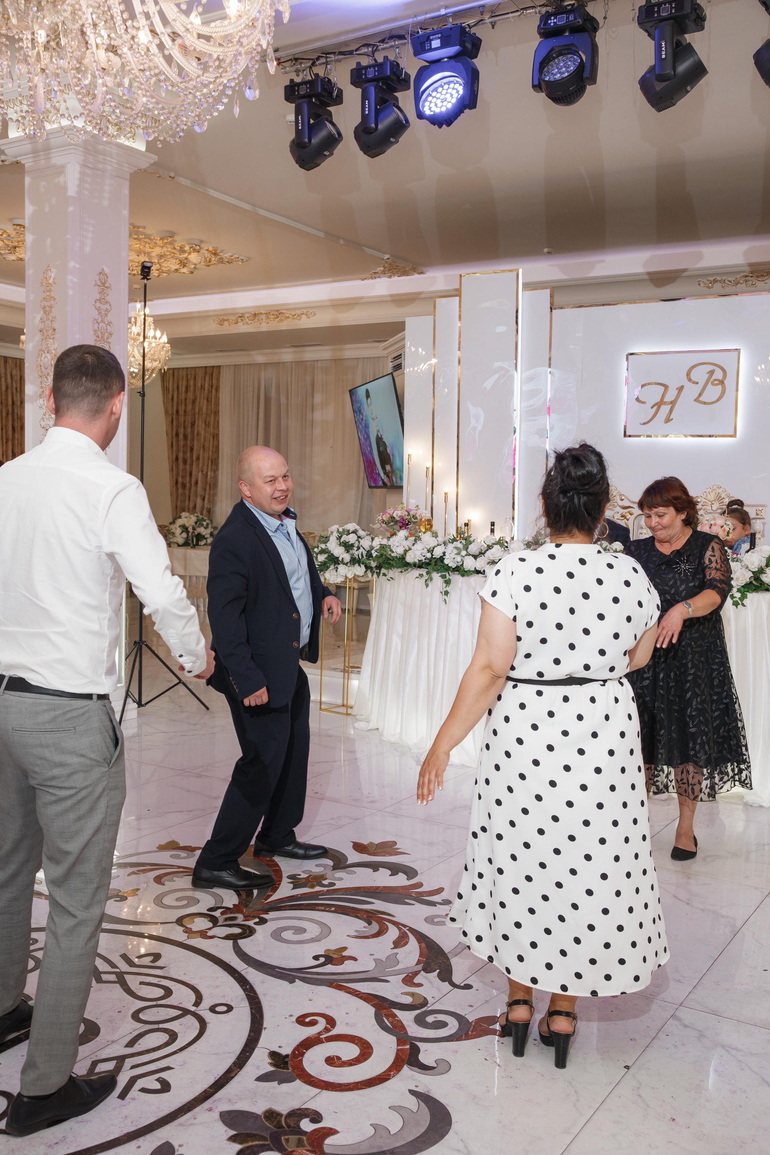 Фотосъемка татарской свадьбы. Свадебный и репортажный фотограф (Москва, Королев и другие)