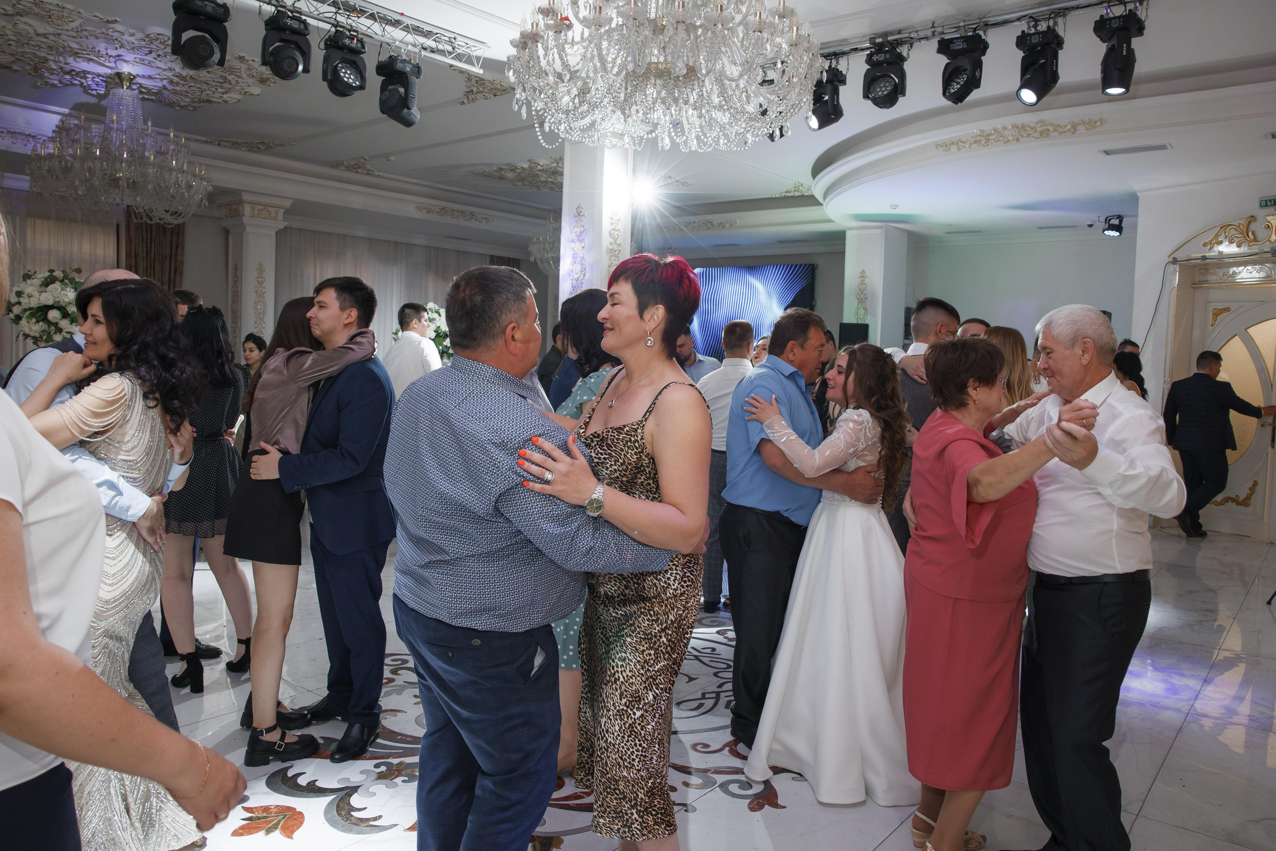 Фотосъемка татарской свадьбы. Свадебный и репортажный фотограф (Москва, Королев и другие)