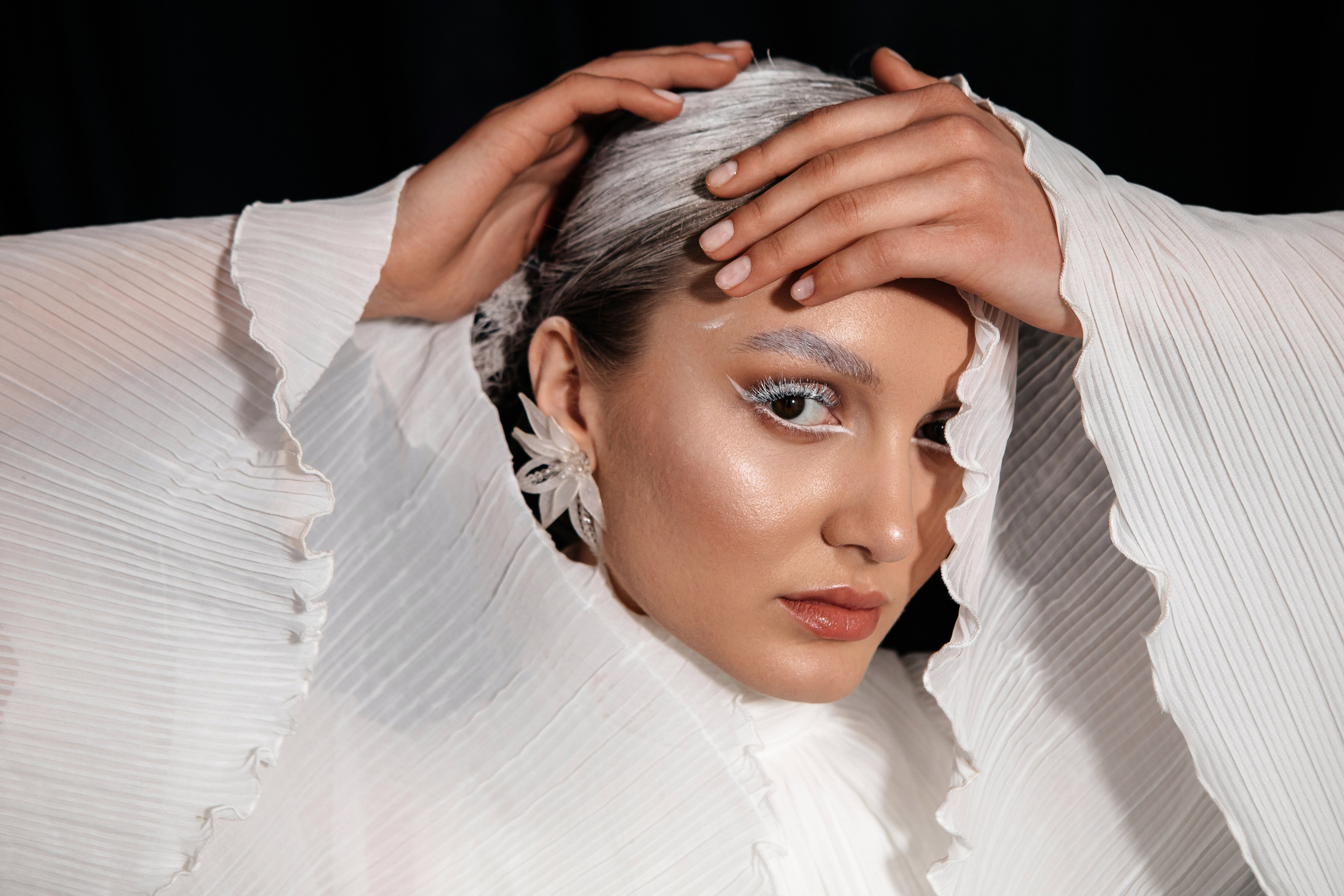 Для бренда украшений Оксана Туз. Свадебный и семейный фотограф Ибрагимова Мария из Екатеринбурга