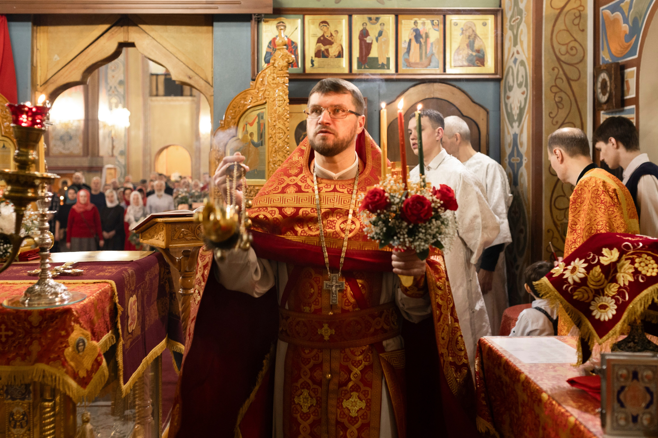 Пасха Господня. ТОП Фотограф на Крещение и Венчание Железногорск Алексей Мещеряков