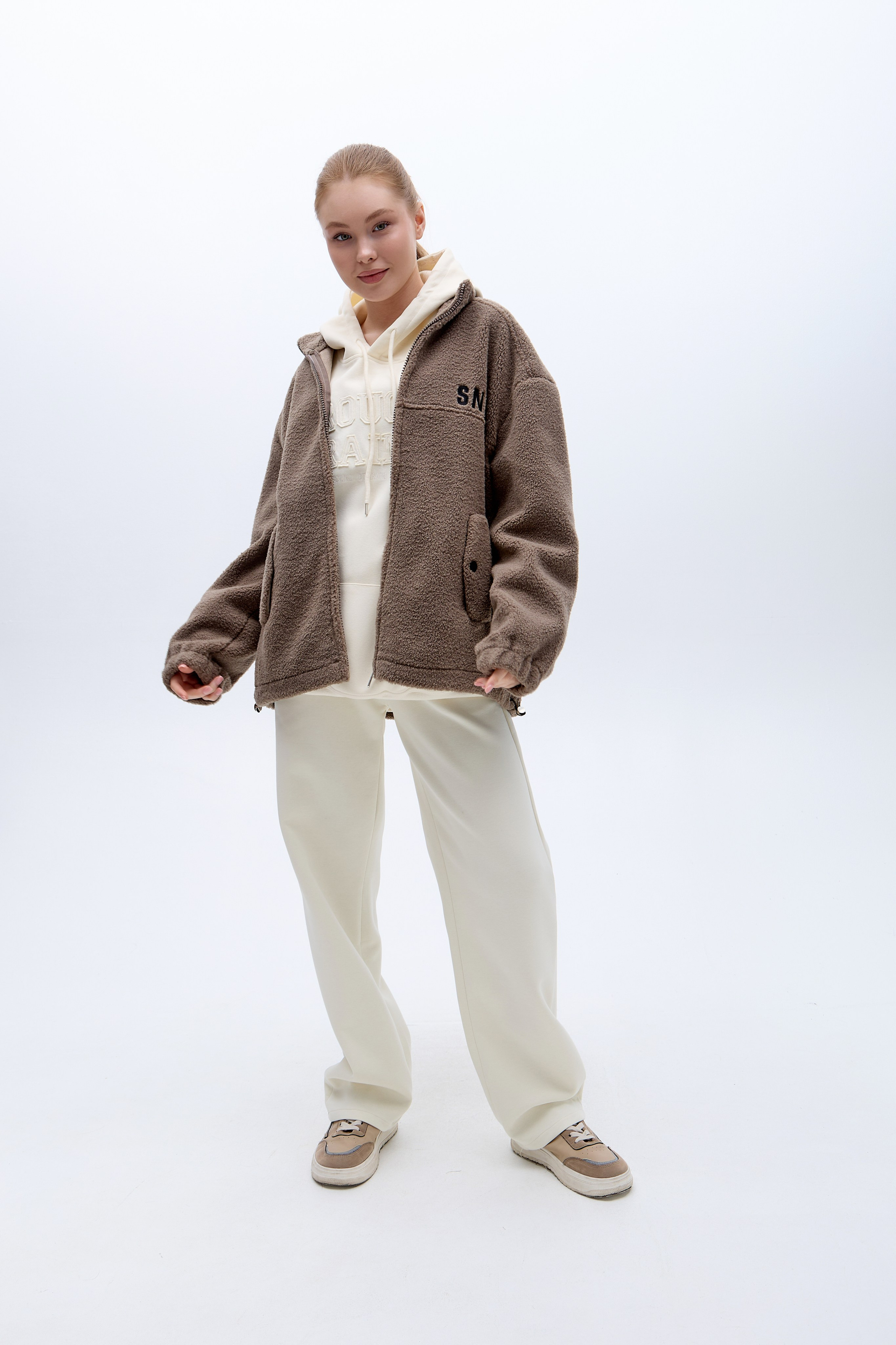 Съемка каталога в Краснодаре. Фотограф Руслан Потапов в Краснодаре