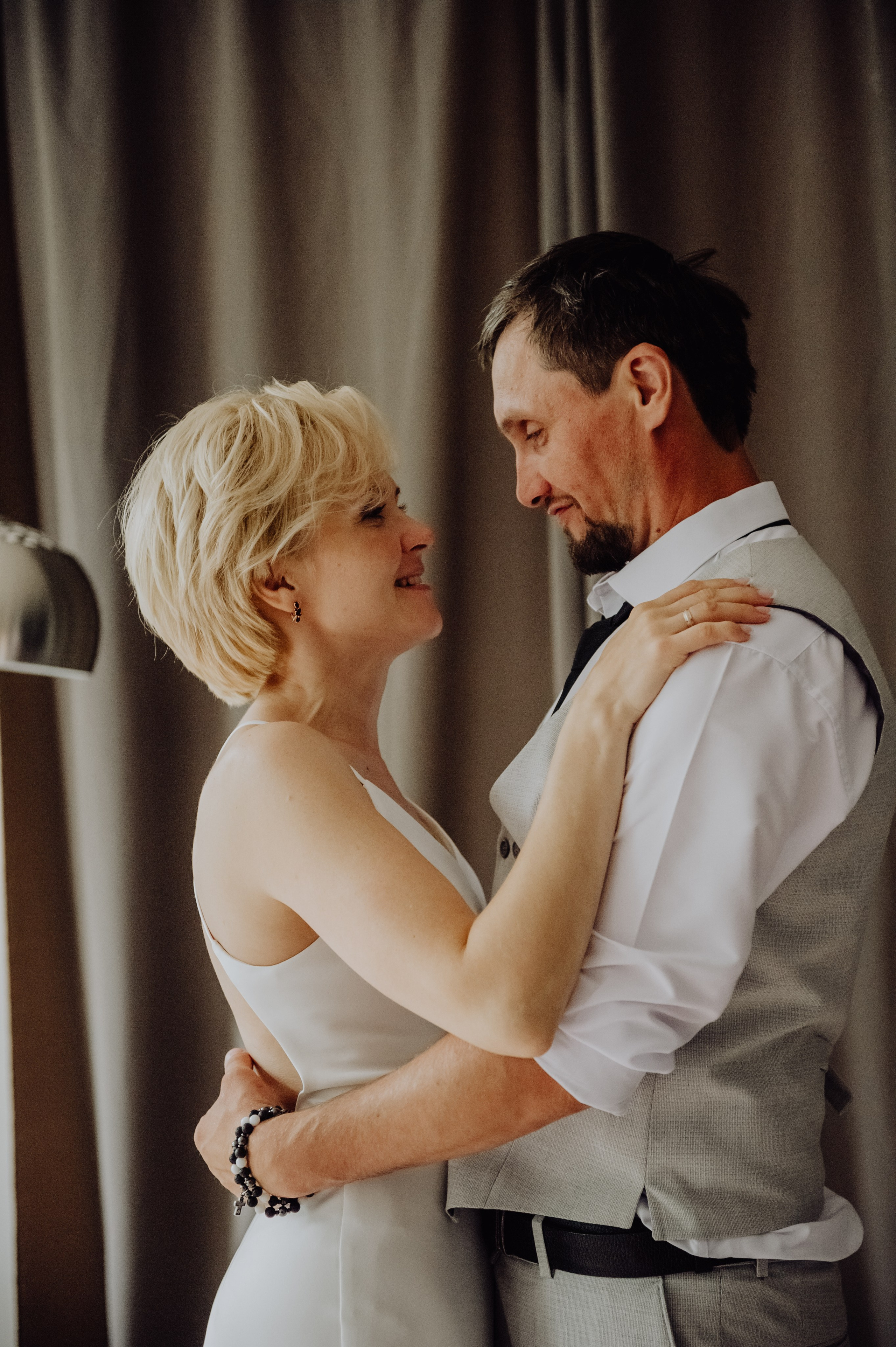 Саша и Женя. Семейный и женский фотограф, контент фотосессия в Екатеринбурге