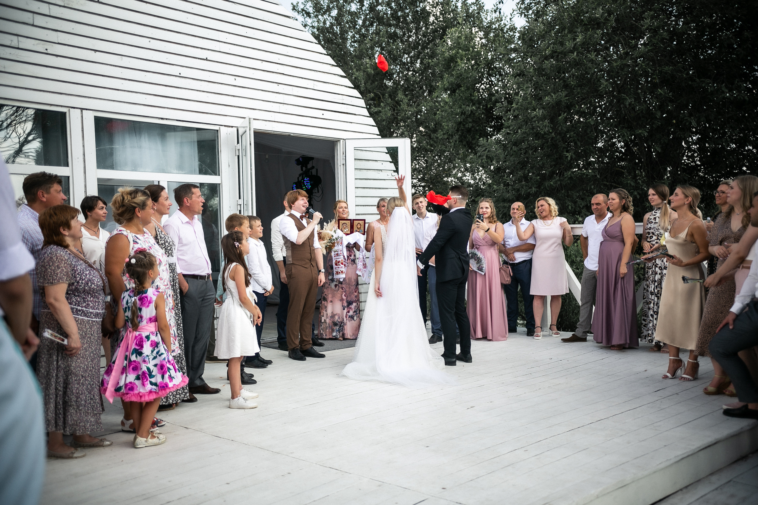 E & M. Photographer Vlad Boytsoff