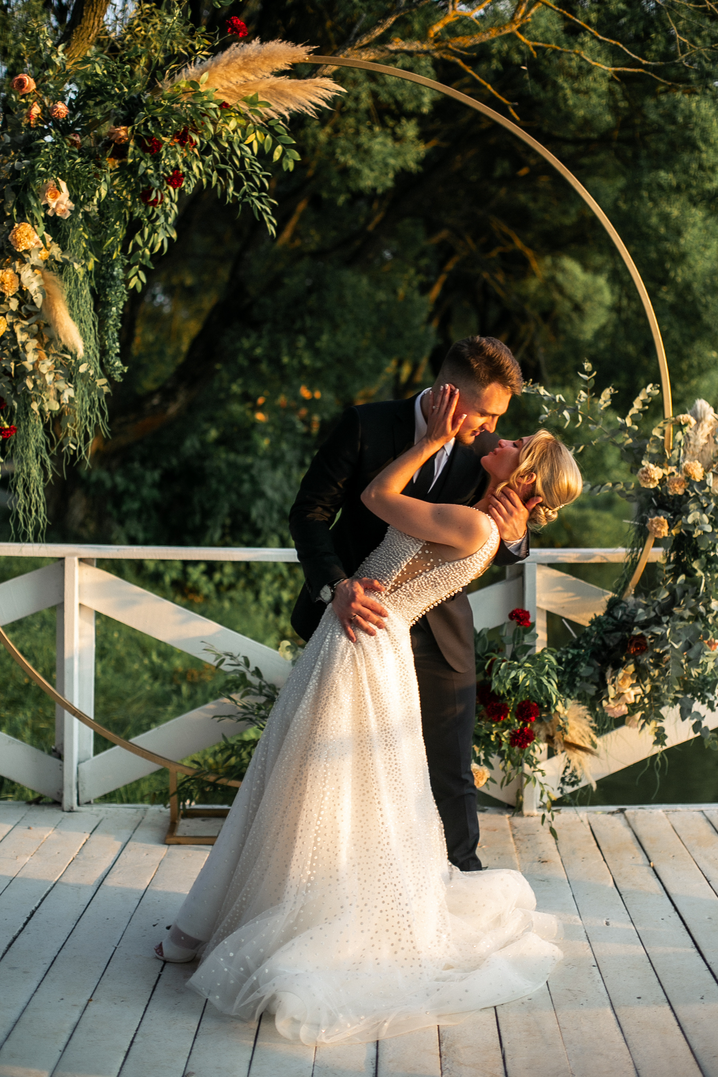 E & M. Photographer Vlad Boytsoff