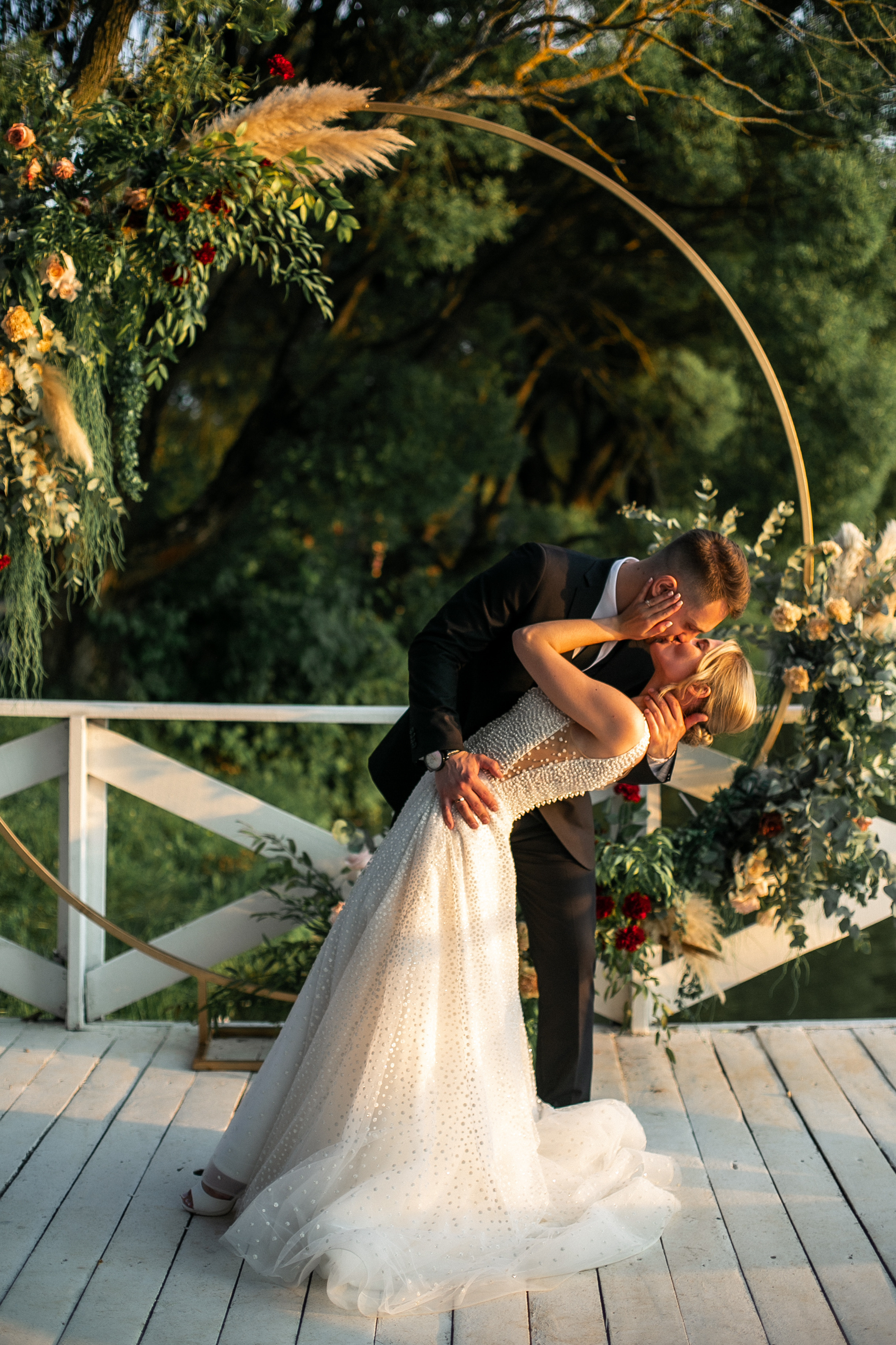 E & M. Photographer Vlad Boytsoff