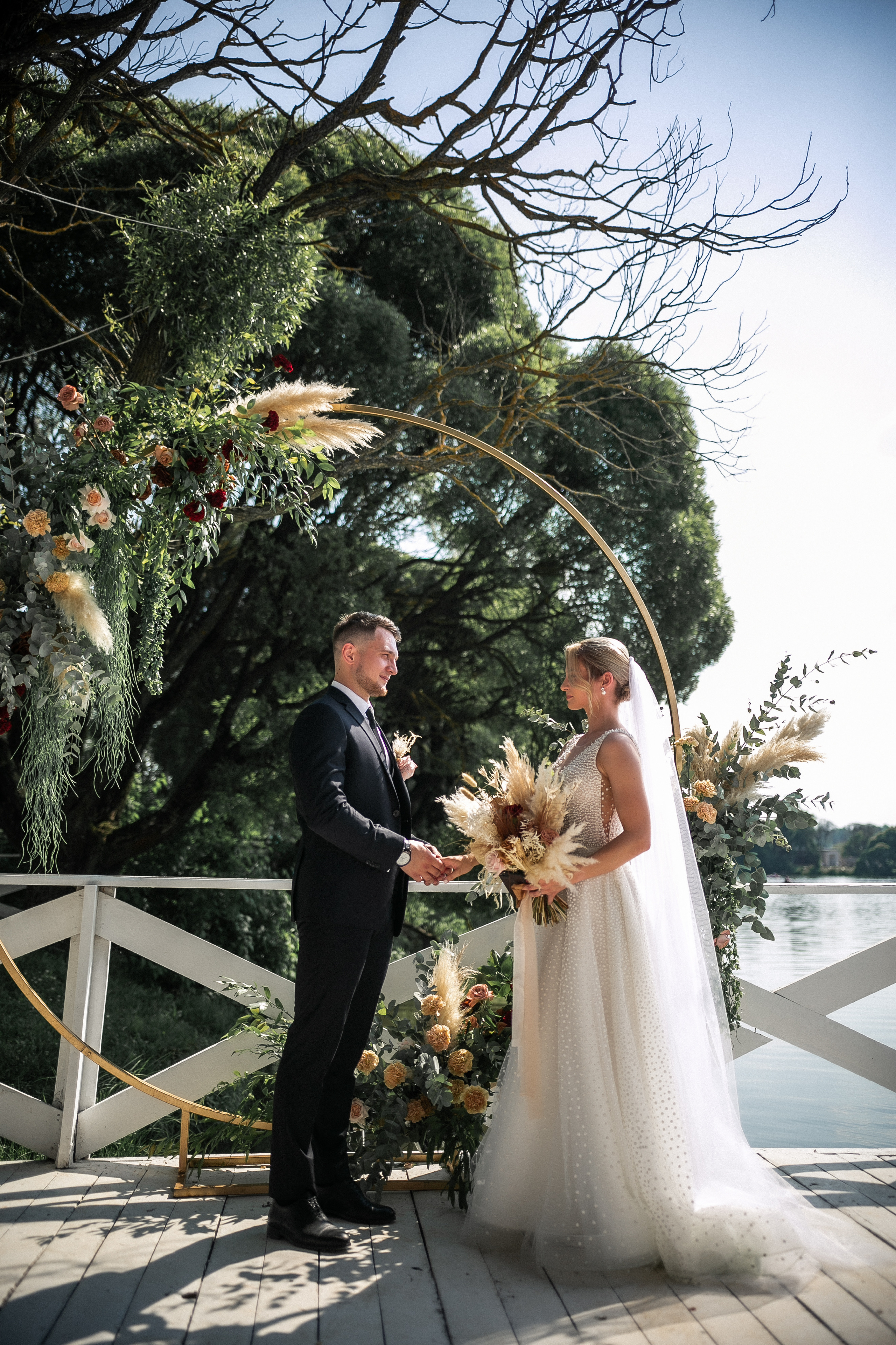 E & M. Photographer Vlad Boytsoff