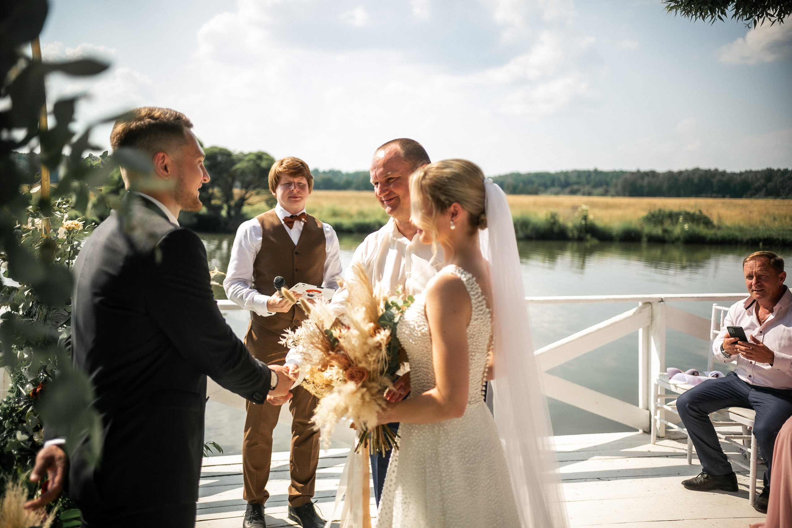 E & M. Photographer Vlad Boytsoff