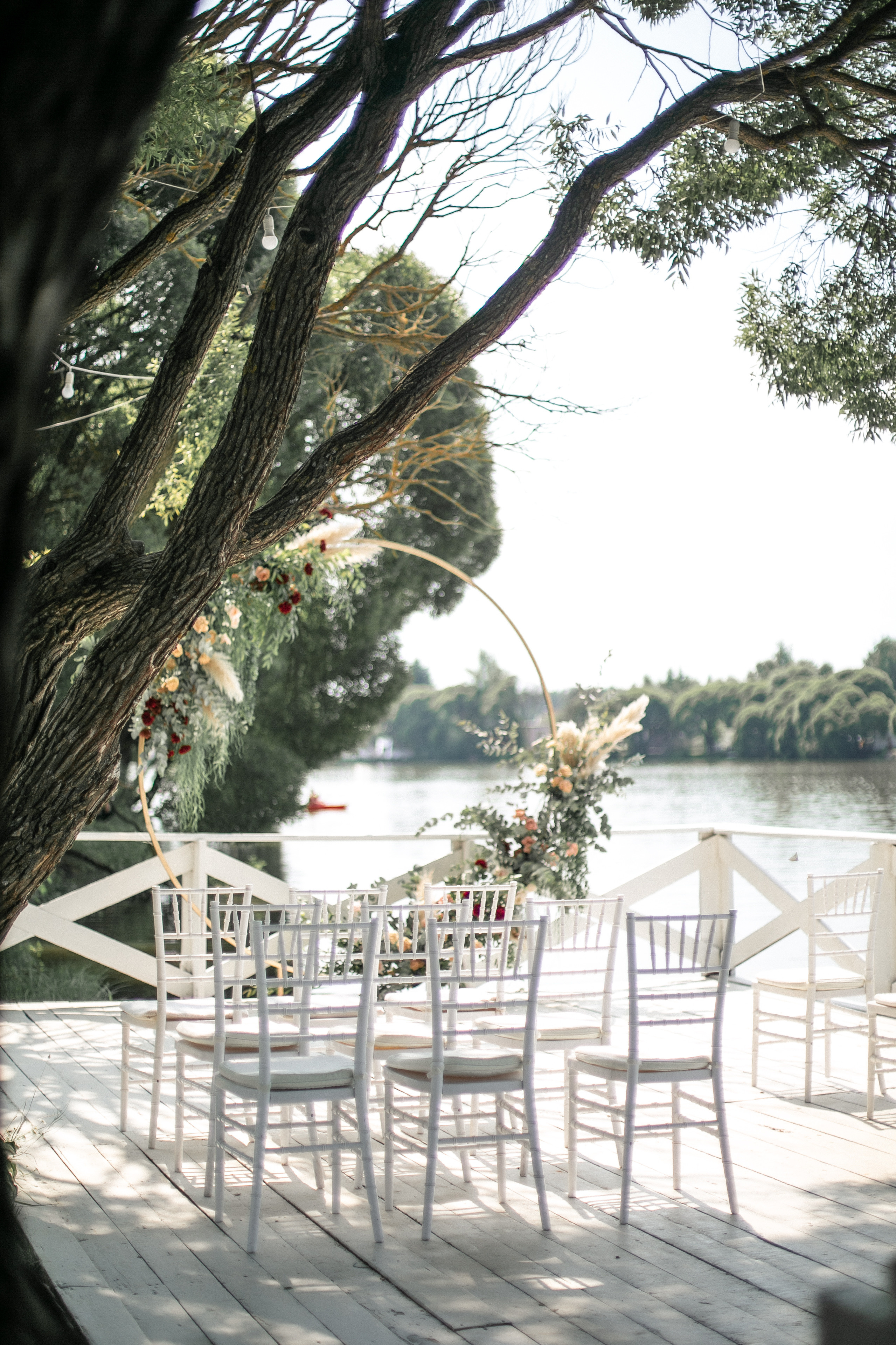 E & M. Photographer Vlad Boytsoff