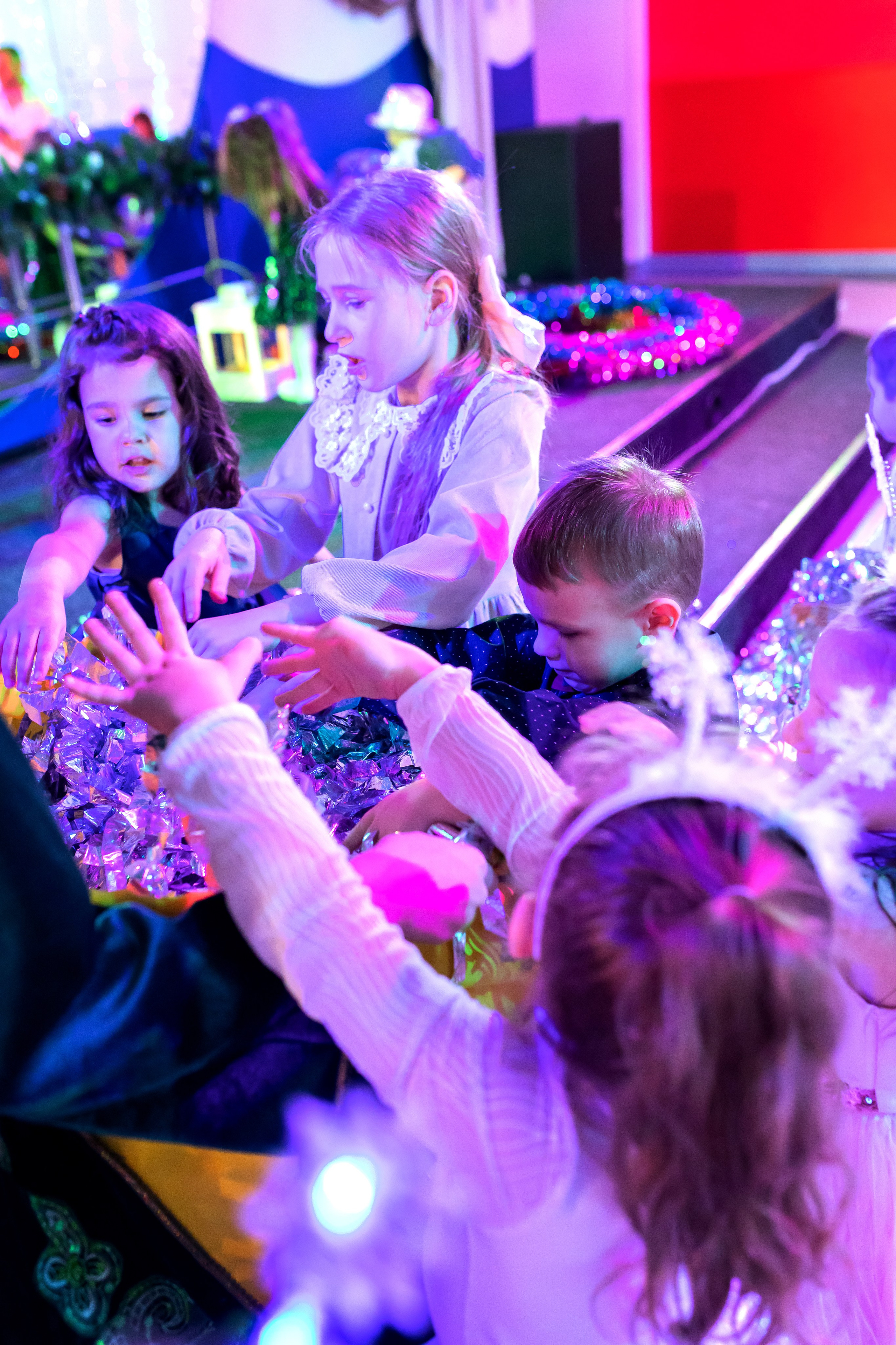 Утренник в ДОФ 04.01.25. Ольга Смирнова юрист, фотограф