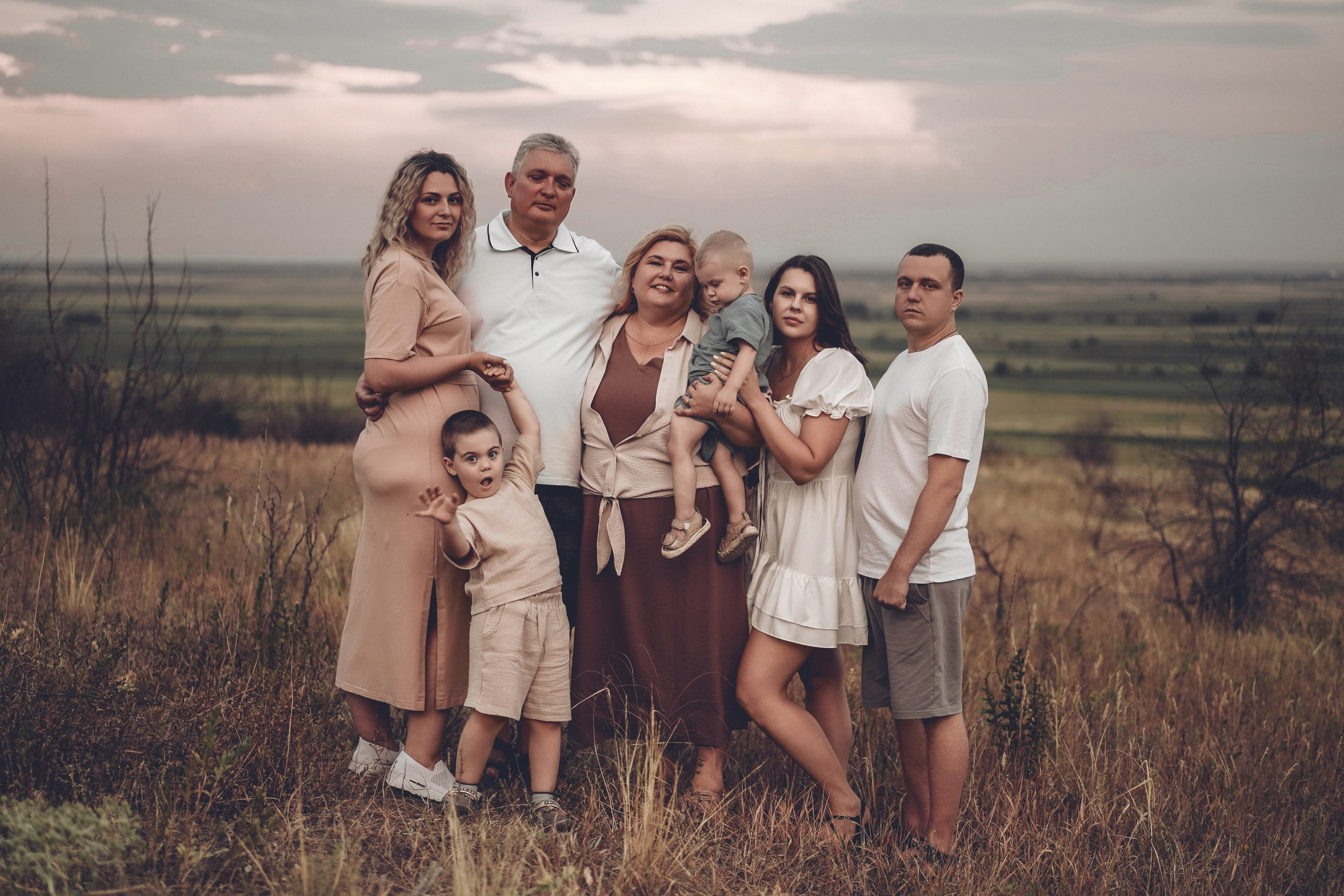 Фотосессия на природе. Свадебный фотограф в Ростове-на-Дону. Таинство Крещения и Венчания, семейные фотосессии. Алёна Чёботова