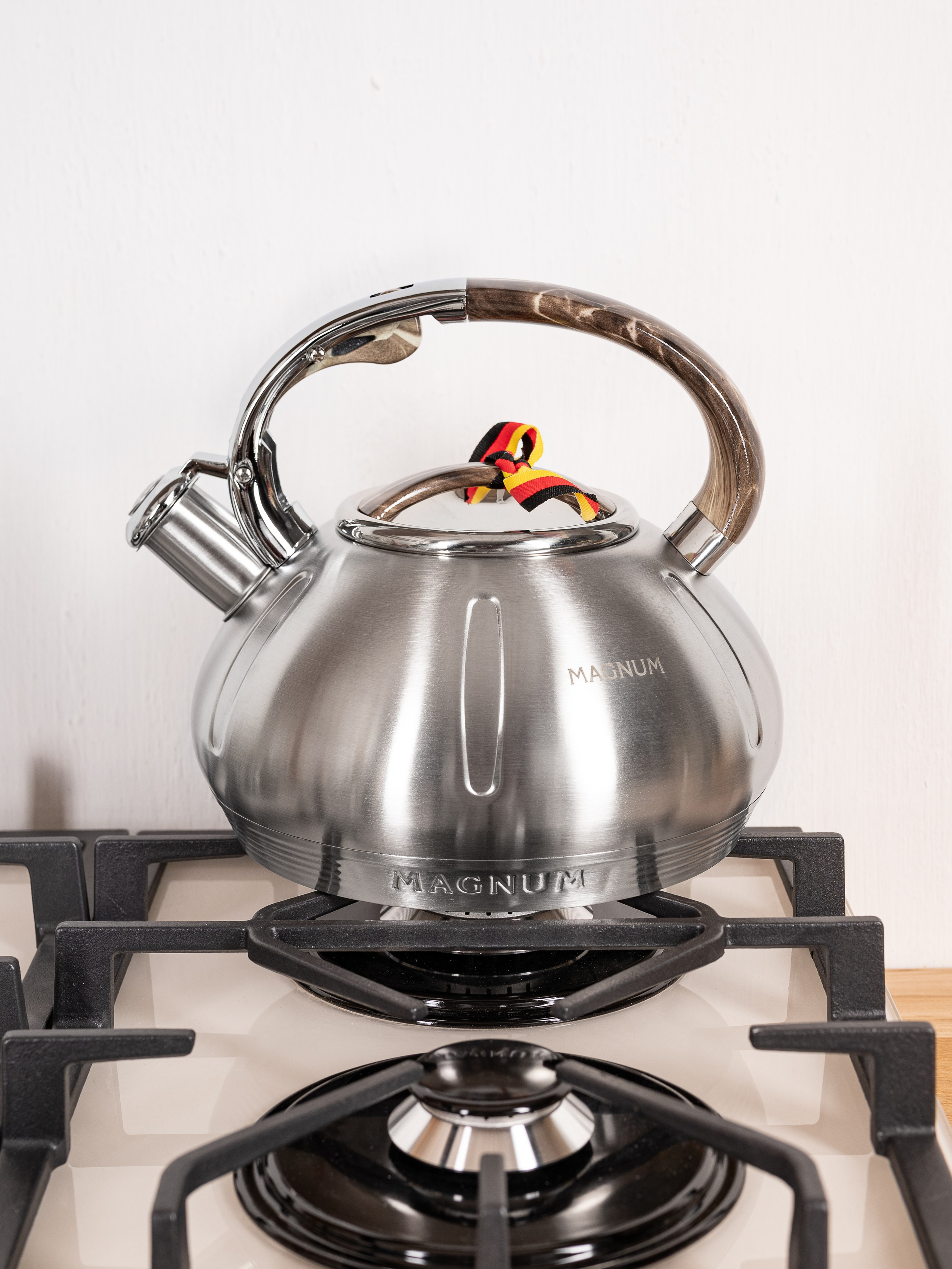 Чайники стальные серия 1. Предметный фотограф, фото для маркетплейсов Пятигорск, КМВ