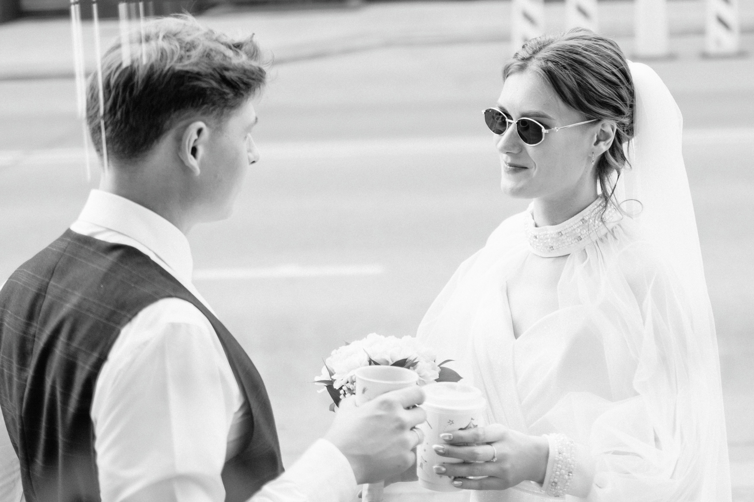 Владислав и Юлия Вечерняя прогулка по городу. Свадебный Фотограф в Иркутске Екатерина Елисеева