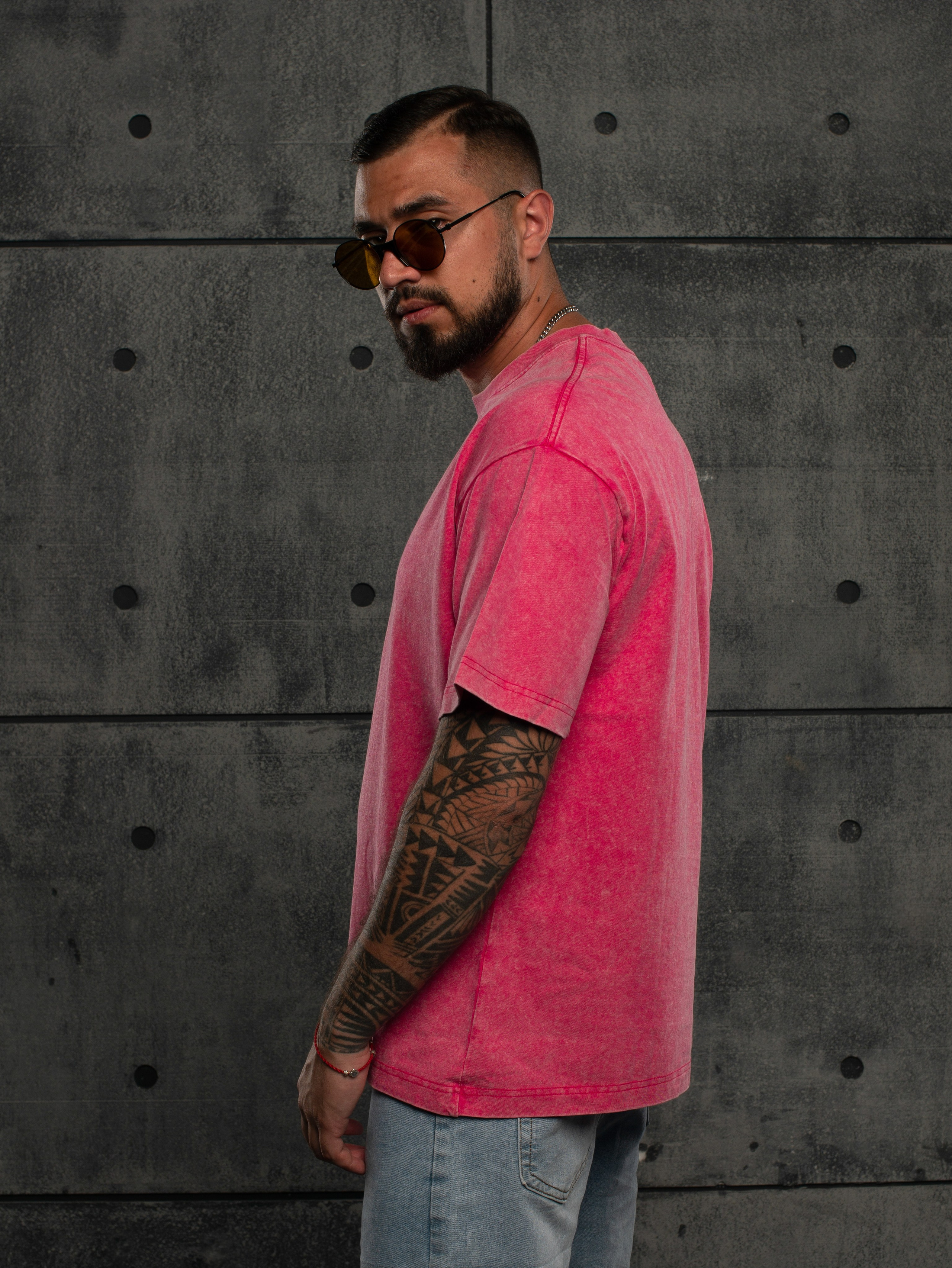 С моделью. Предметный фотограф в Санкт-Петербурге Аннет Глушак