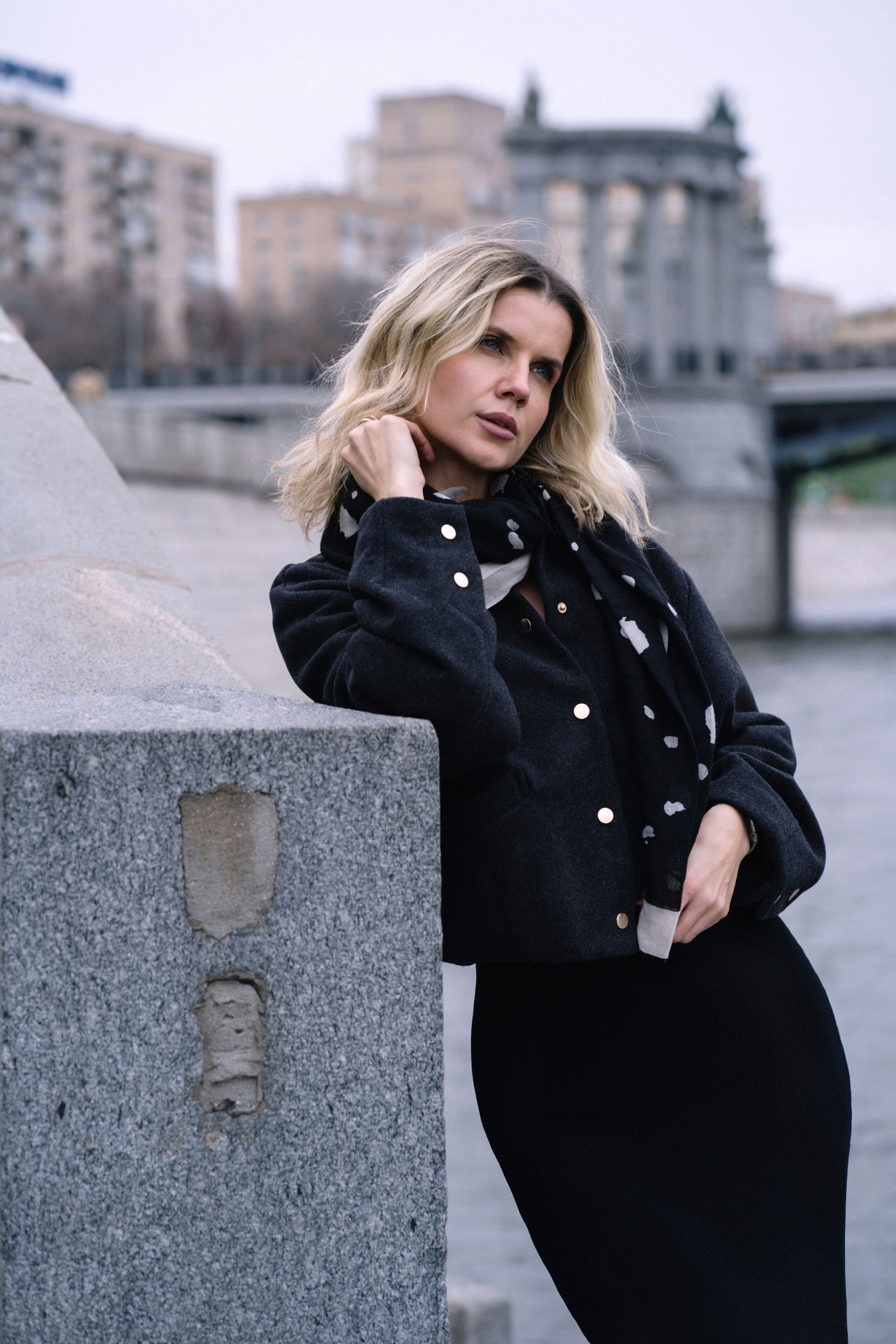 Марина, город, осень. Фотограф Линина Анна