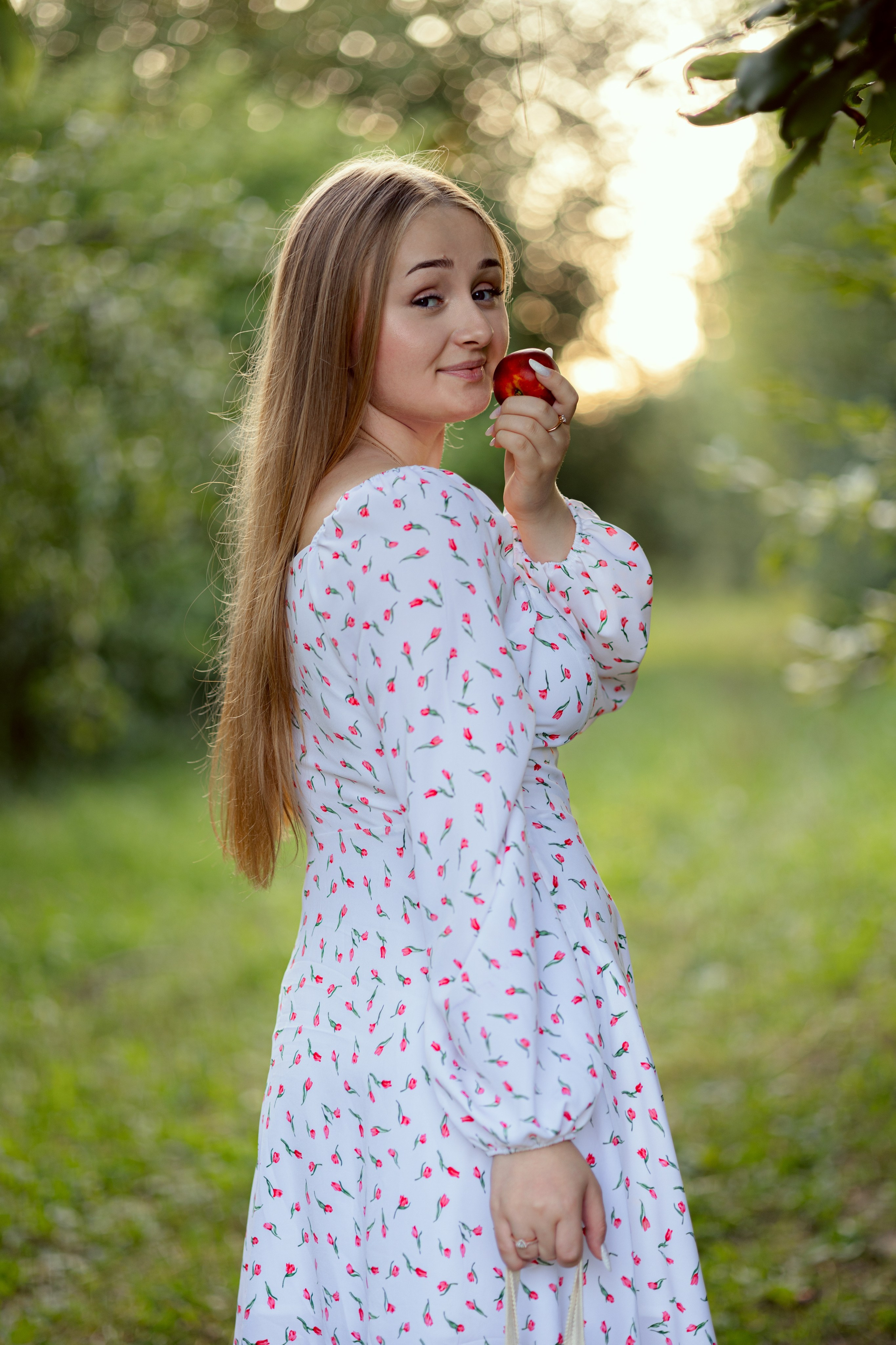 Женский портрет на улице. Семейный фотограф в Дзержинске Наталья Лаэтина