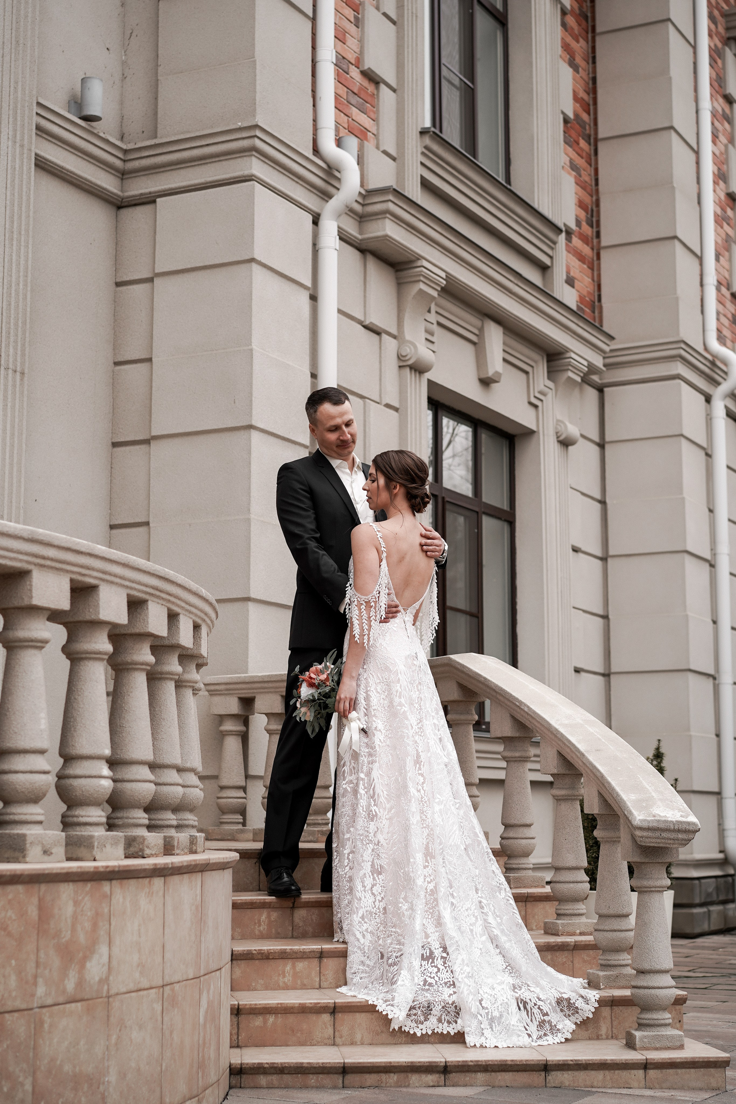 Свадебная фотосессия в Графском парке. Ростов-на-Дону. Свадебный фотограф в Ростове-на-Дону. Таинство Крещения и Венчания, семейные фотосессии. Алёна Чёботова