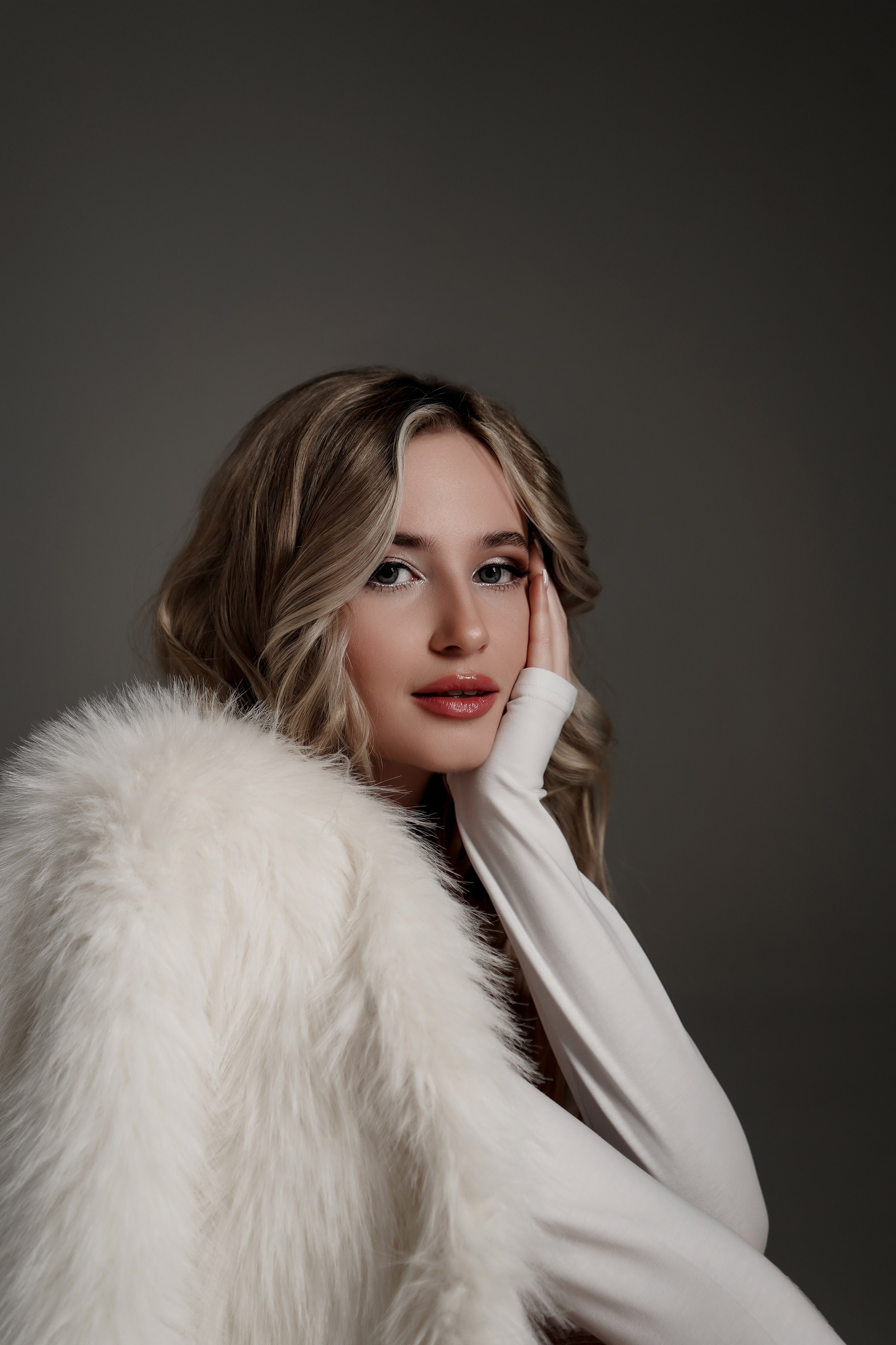 Женский фотограф Ростов-на-Дону. Фотосессия в фотостудии. Анастасия. Свадебный фотограф в Ростове-на-Дону. Таинство Крещения и Венчания, семейные фотосессии. Алёна Чёботова