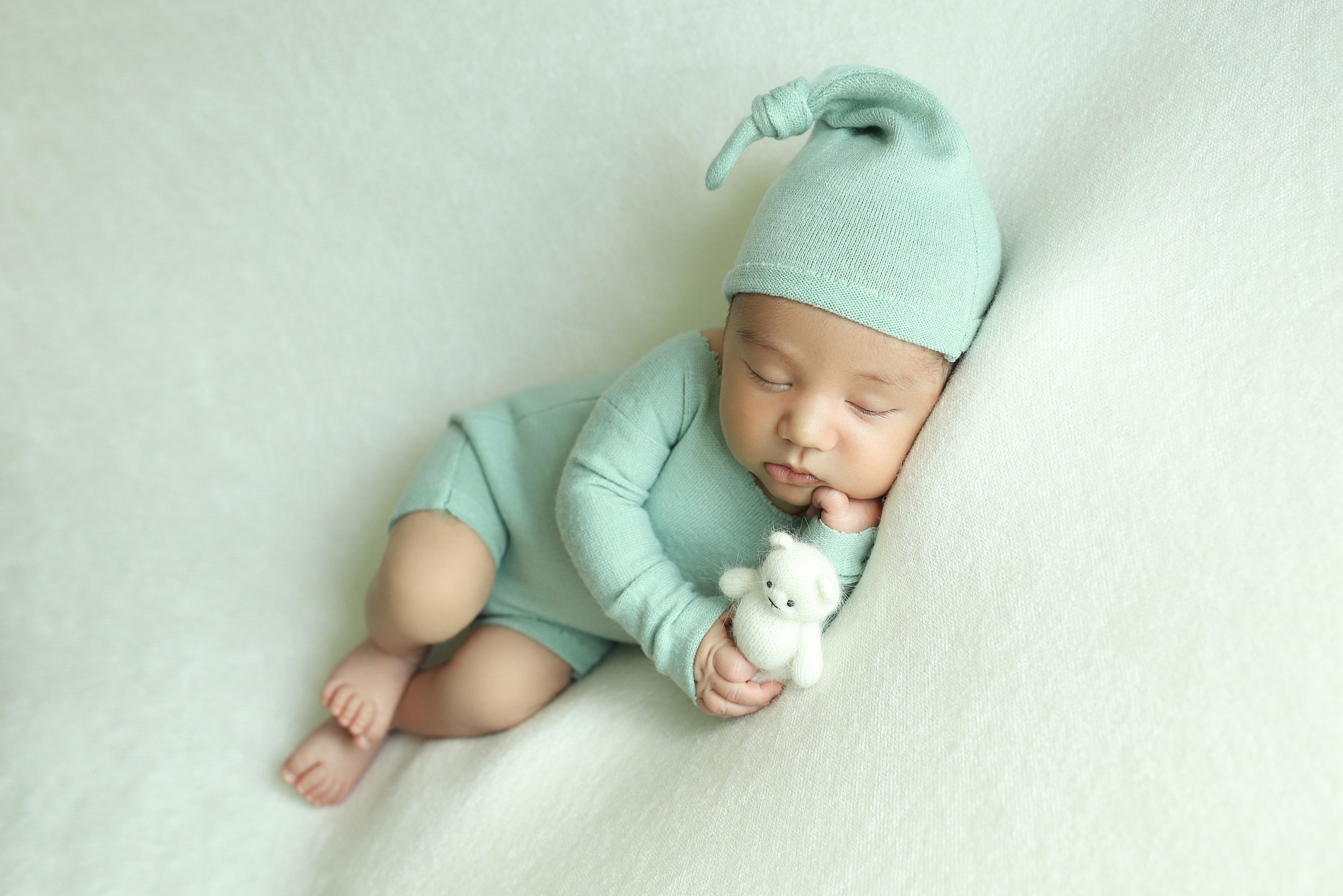 Фотосессия малыша Екатеринбург. Фотосессия новорождённого Екатеринбург. Фотограф newborn Екатеринбург. Фотограф новорожденных Екатеринбург. Фотограф Екатеринбург. Фотосессия Екатеринбург. Фотосессия под ключ Екатеринбург 