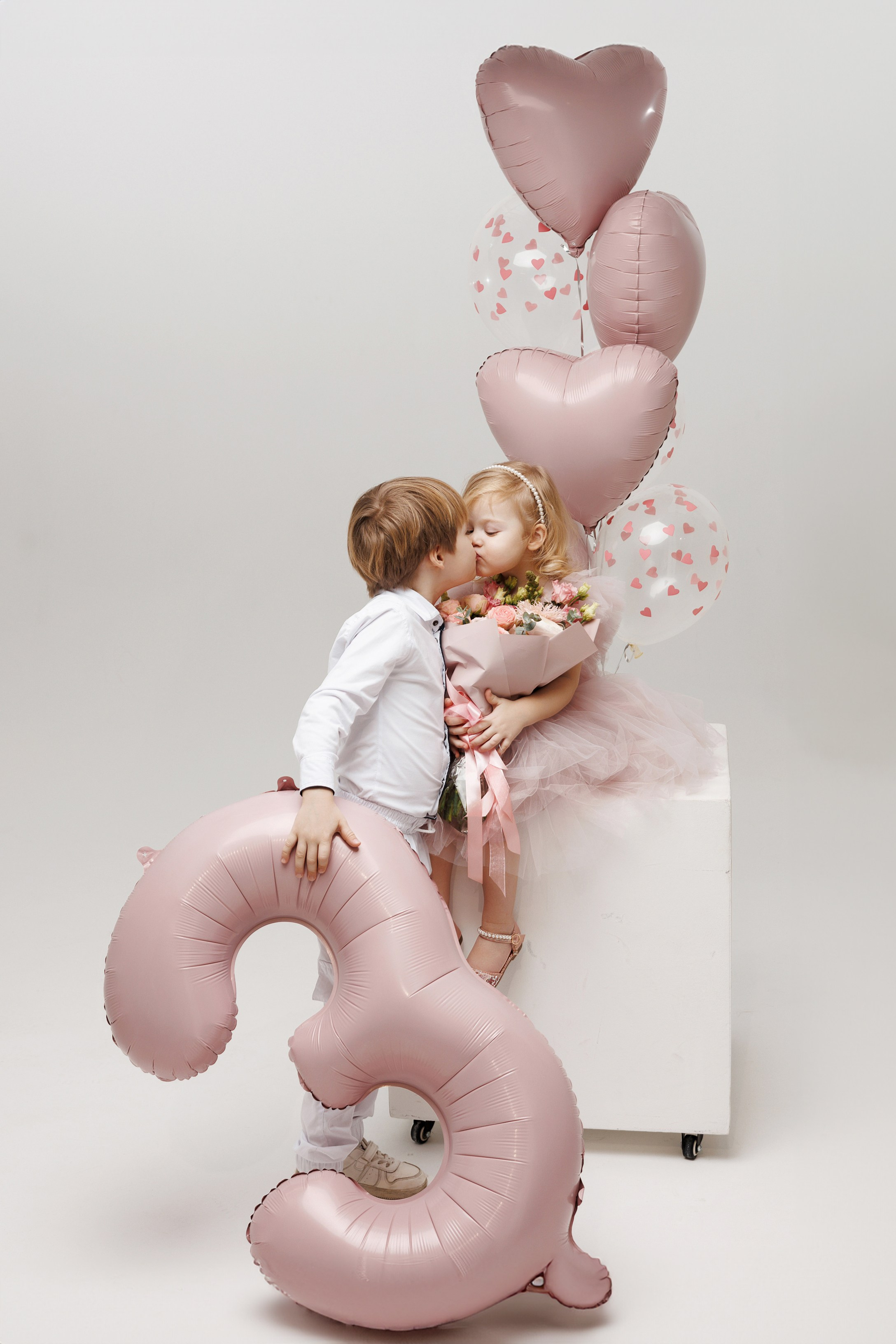 Съемка Дня Рождения Алисы в фотостудии CROSS-STUDIO зал IDEAL. Свадебный и семейный фотограф в Москве и МО Елена Агапова