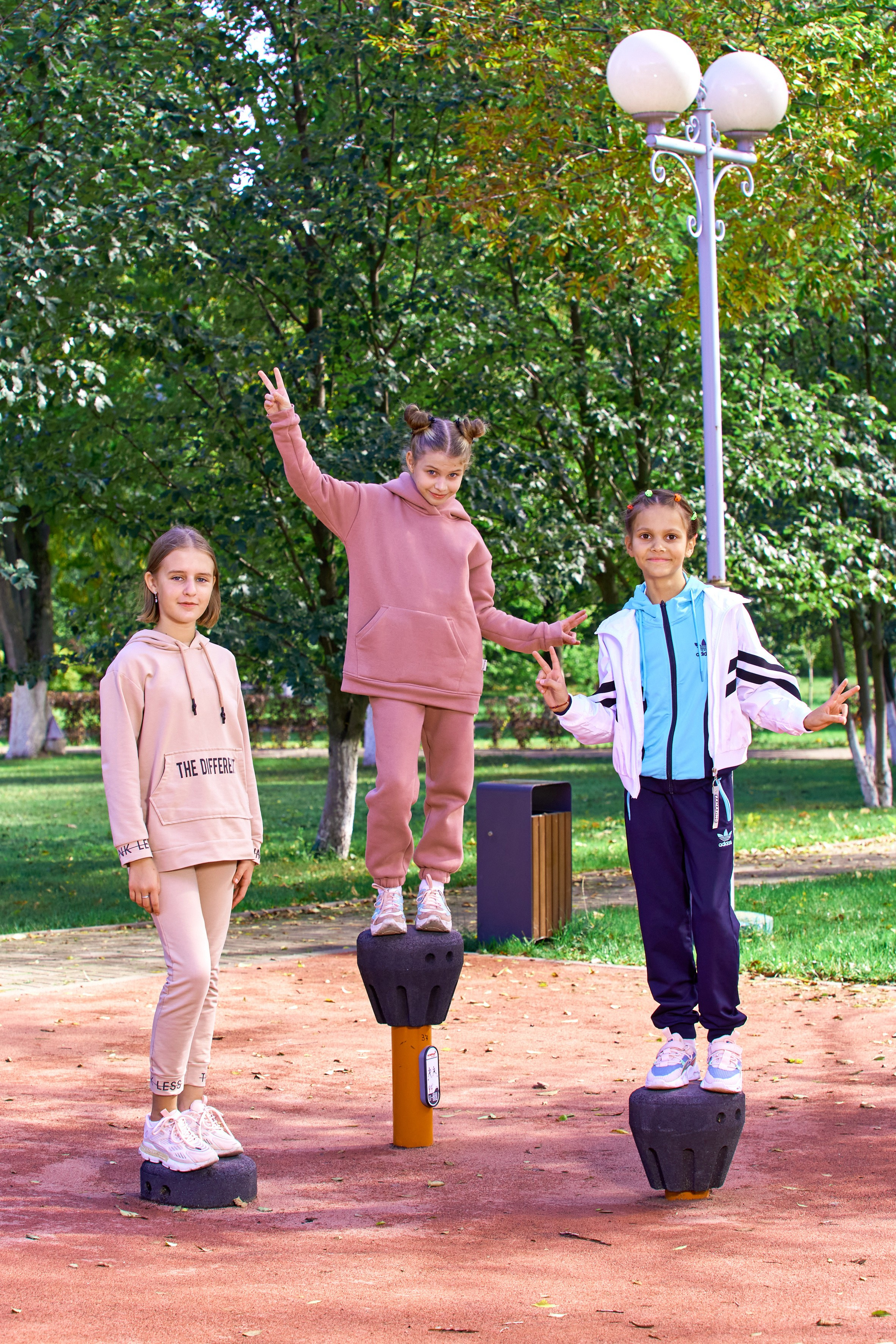 Съёмка в парке осенью. 4 класс. Childrenfoto.ru