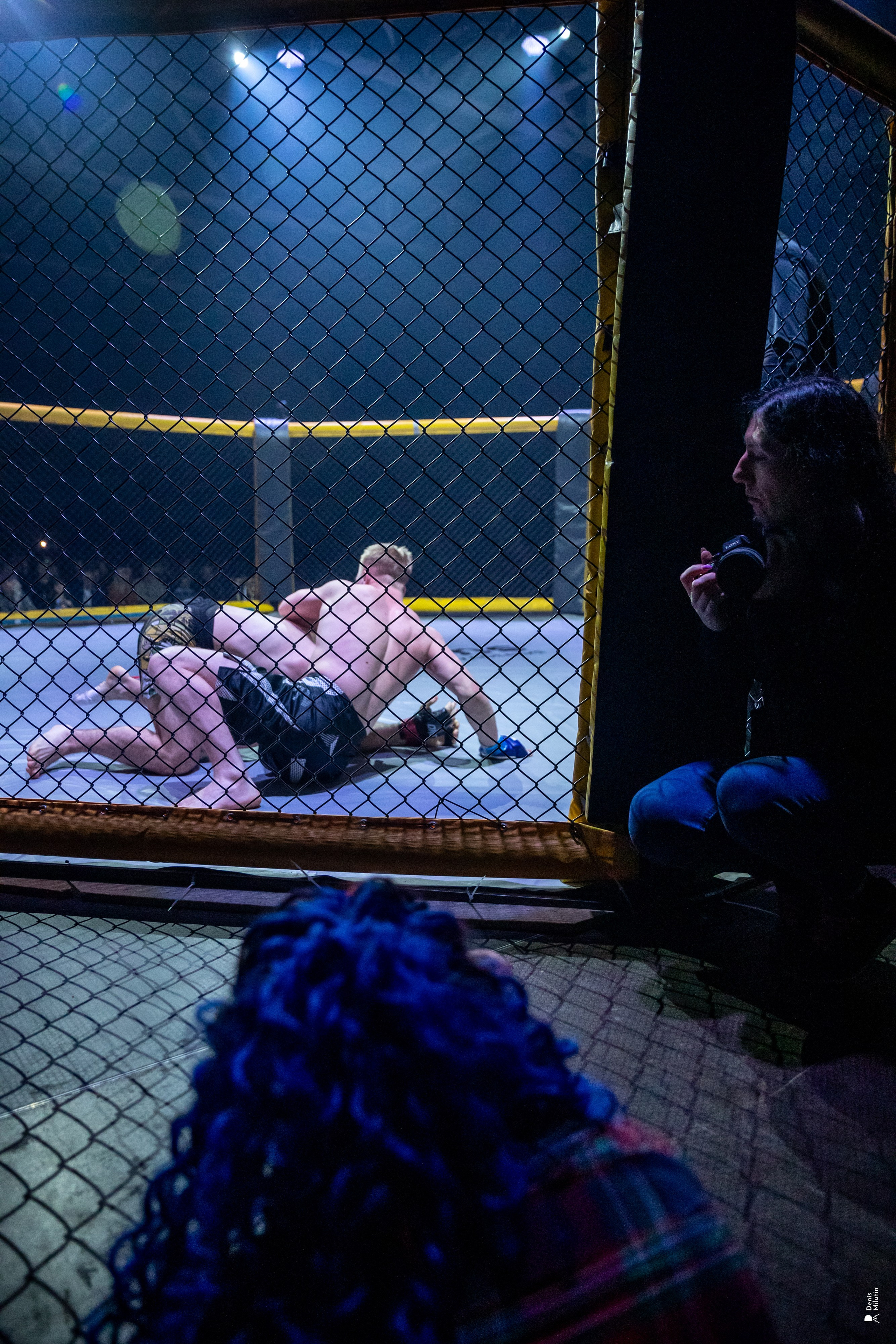 Бои в клетке «Северный Воин». Портретный фотограф Денис Милютин