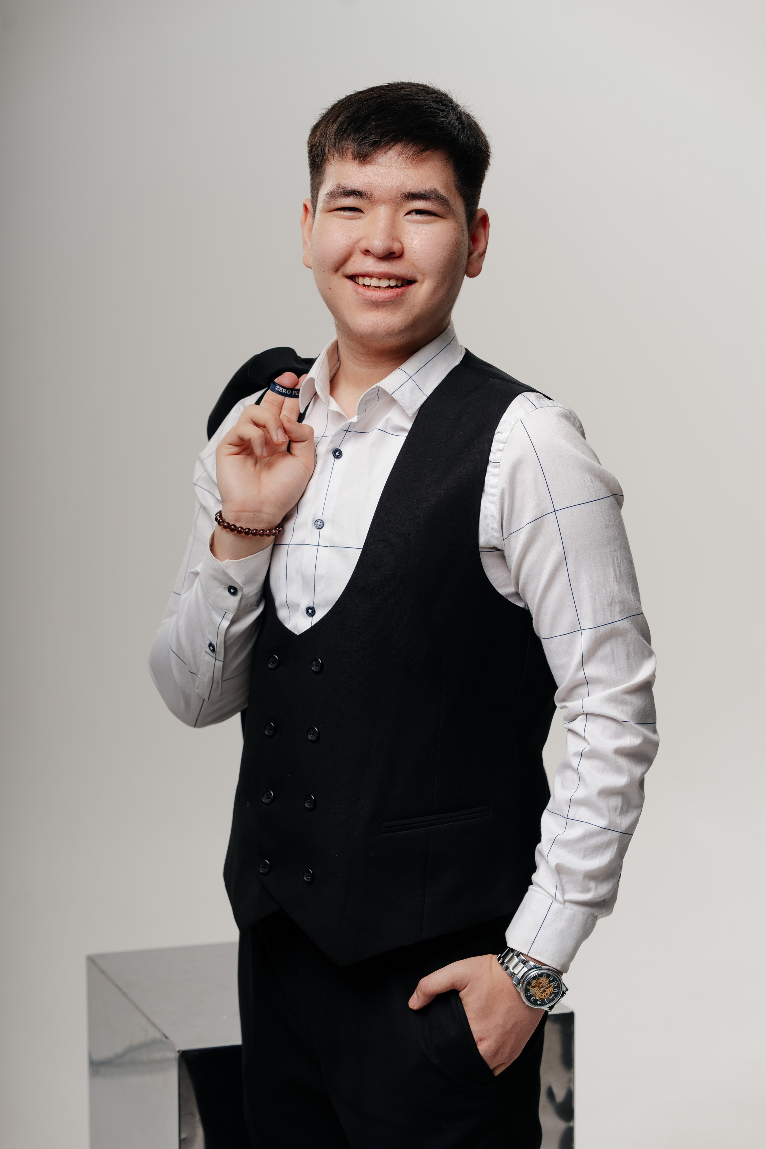 Портреты. Выпускные альбомы в Нур-Султане (Астана) и по всему Казахстану