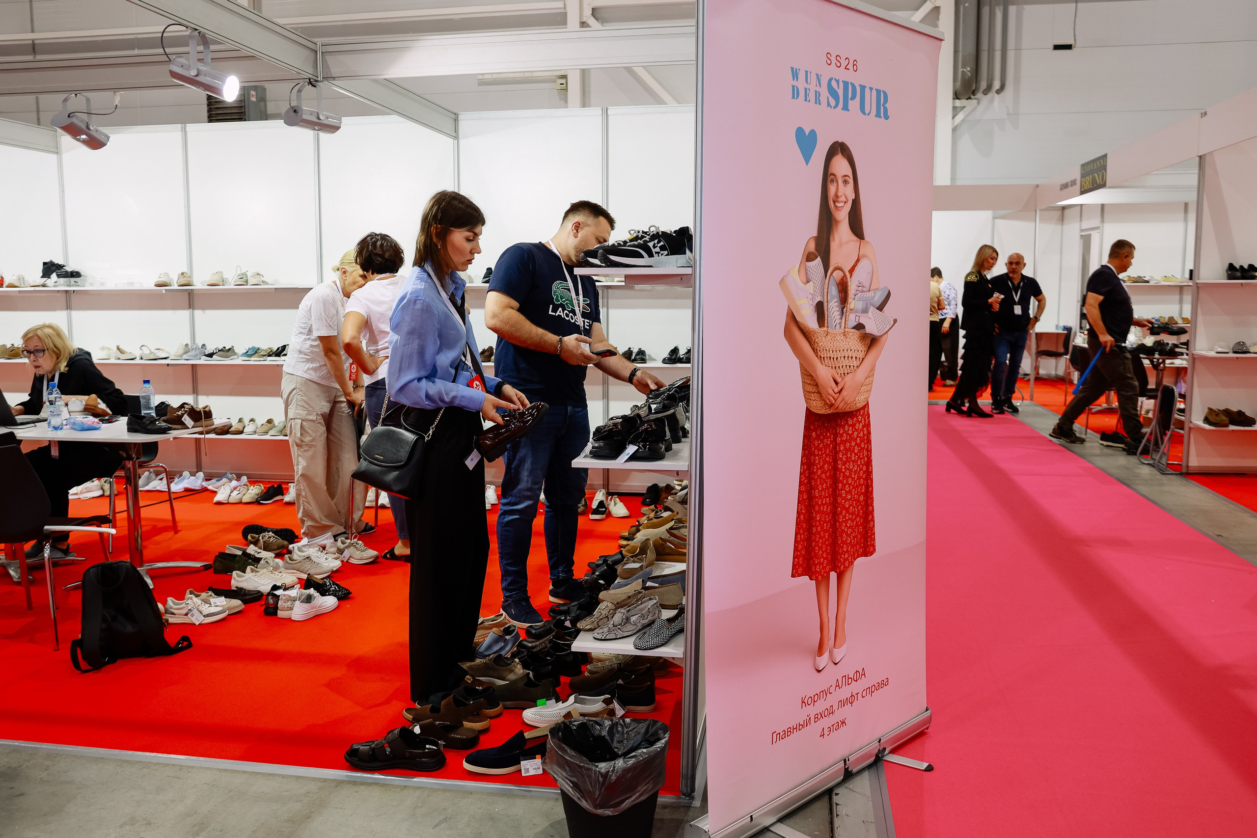 Обувная выставка Shoesstar в Экспоцентре. Фотограф Юлия Мальцева