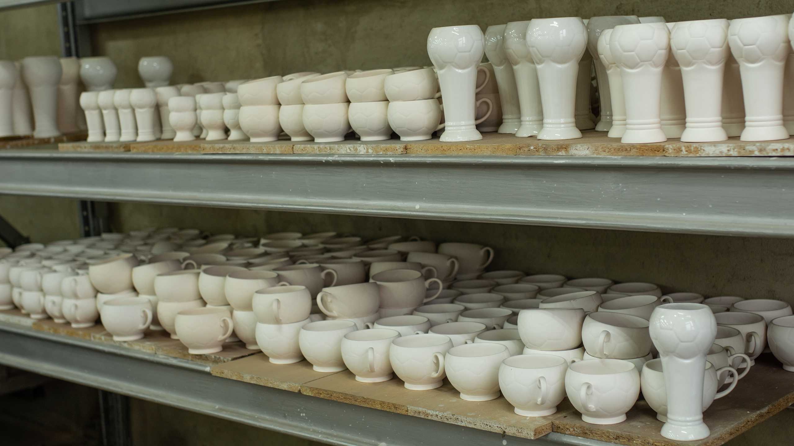 CERAMTEZ.Фарфоровые изделия на заказ в футбольной тематике. CERAMTEZ — Высококачественные фарфоровые изделия на футбольную тематику