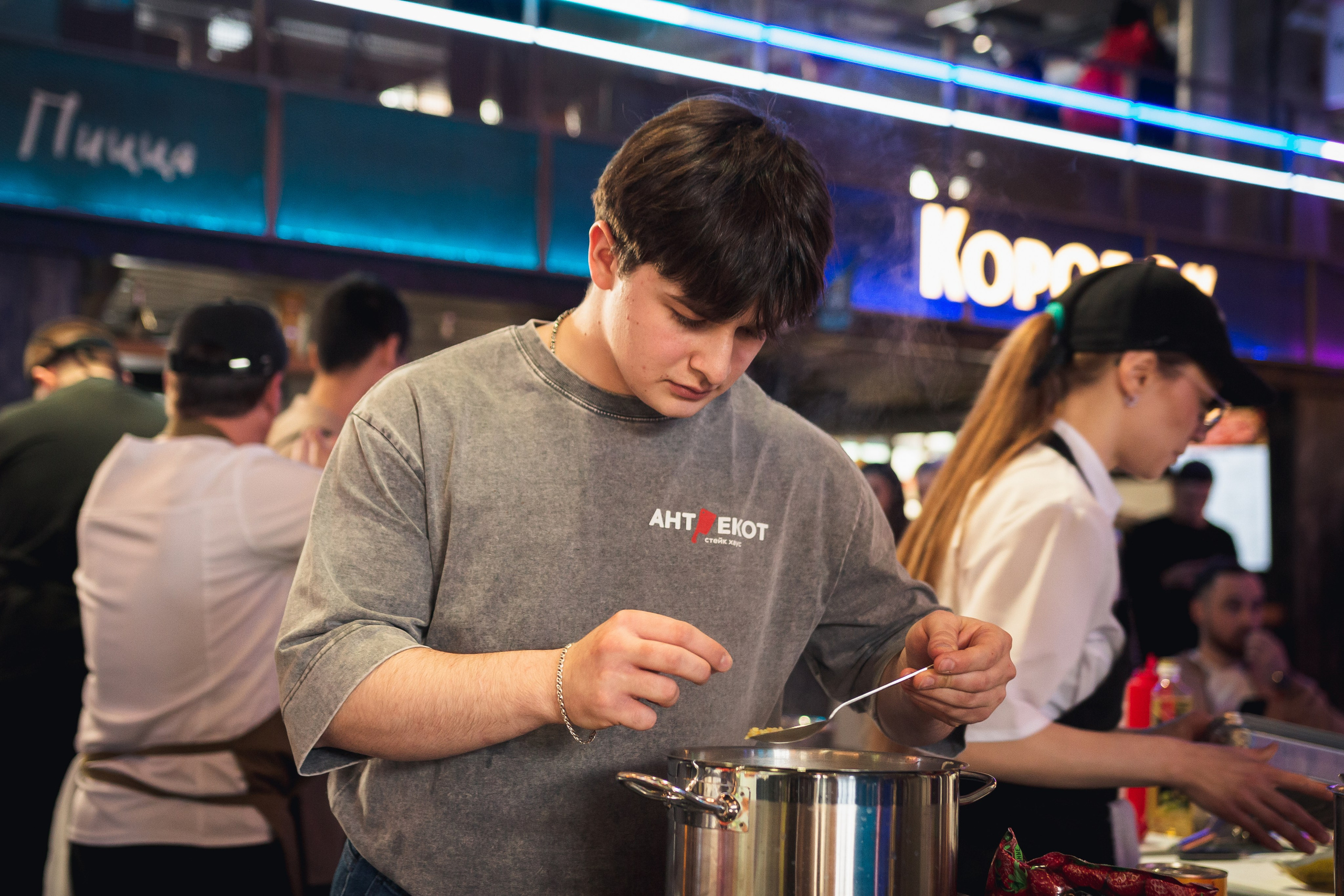 Гастрономический поединок «Жаркая дуэль». Фотограф Томск. Владимир Катышев